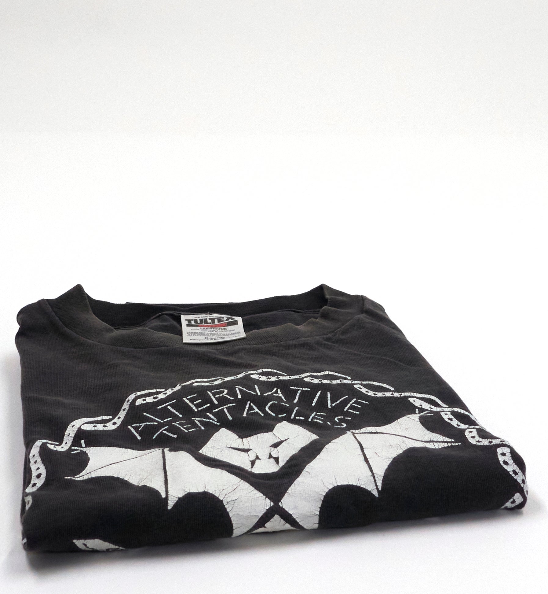 Alternative Tentacles – Giving Art A Bad Name Since 1979 Winston Smith Bat 90's Tultex Shirt Size XL