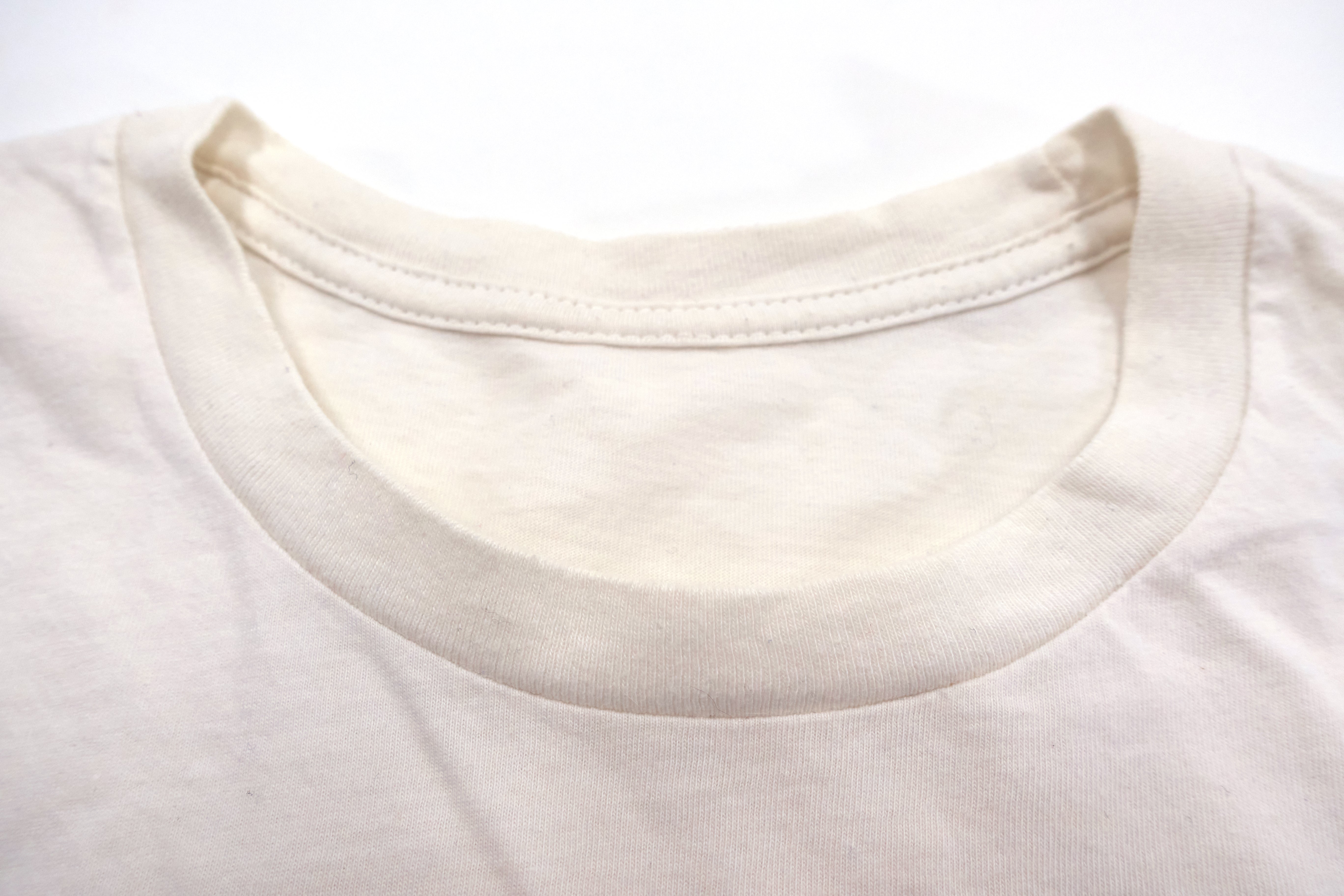 DIIV – Oshin-ish Tour White Shirt Size Large