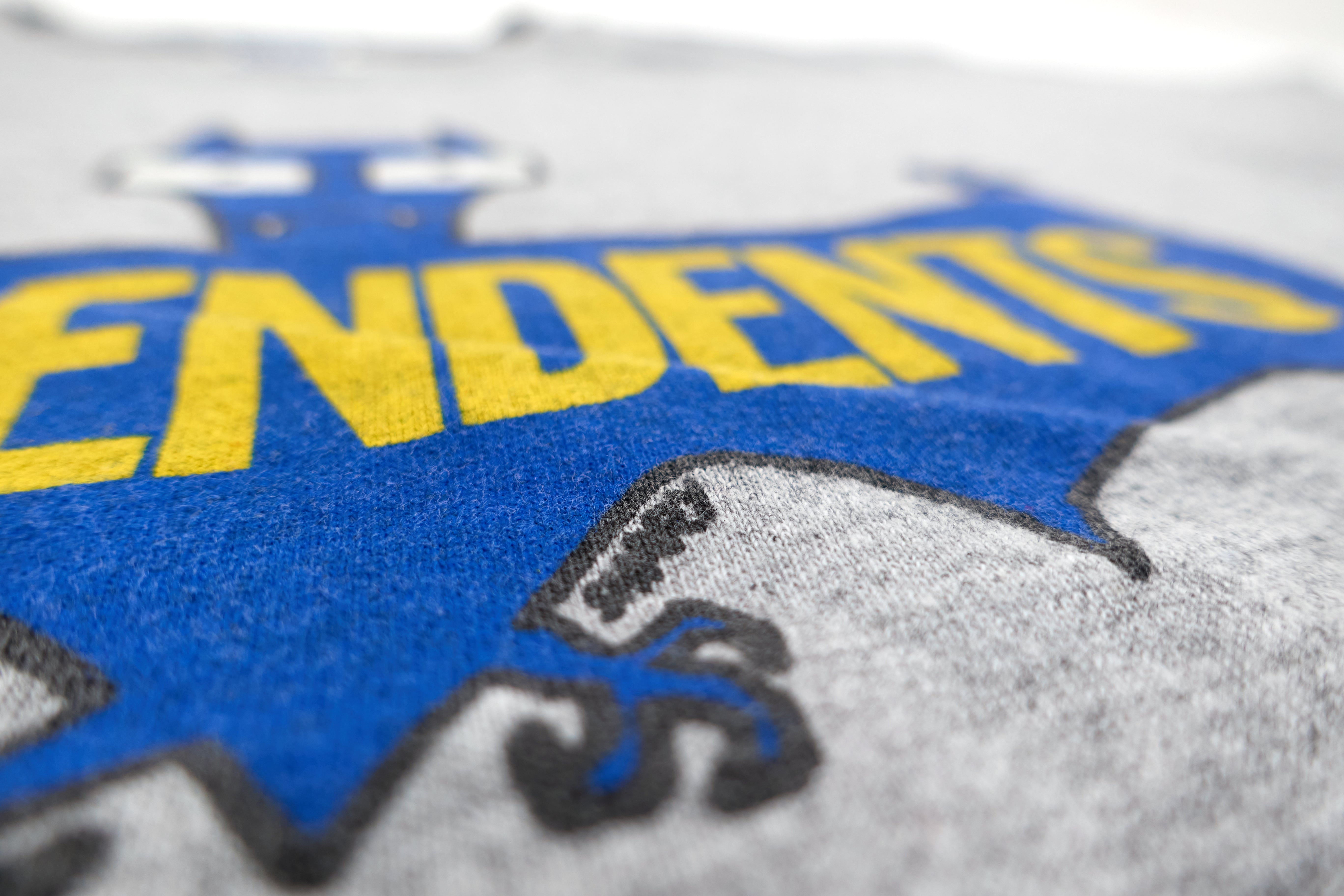 Descendents - Bat Milo Japan 2012 Tour Shirt Size Youth Large