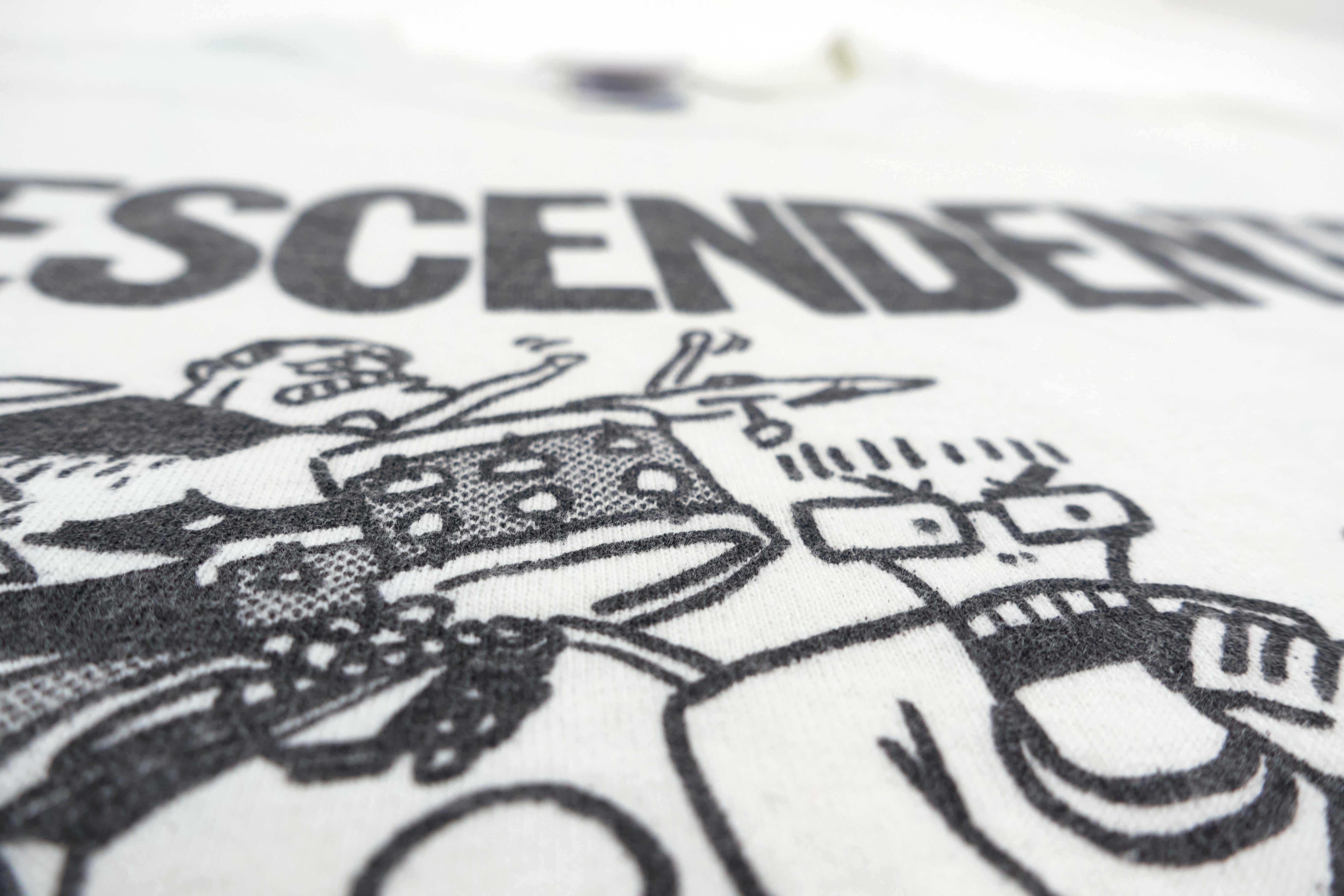 Descendents - Live Cartoon Drawing By Chris Shary Tour Shirt Size Medium