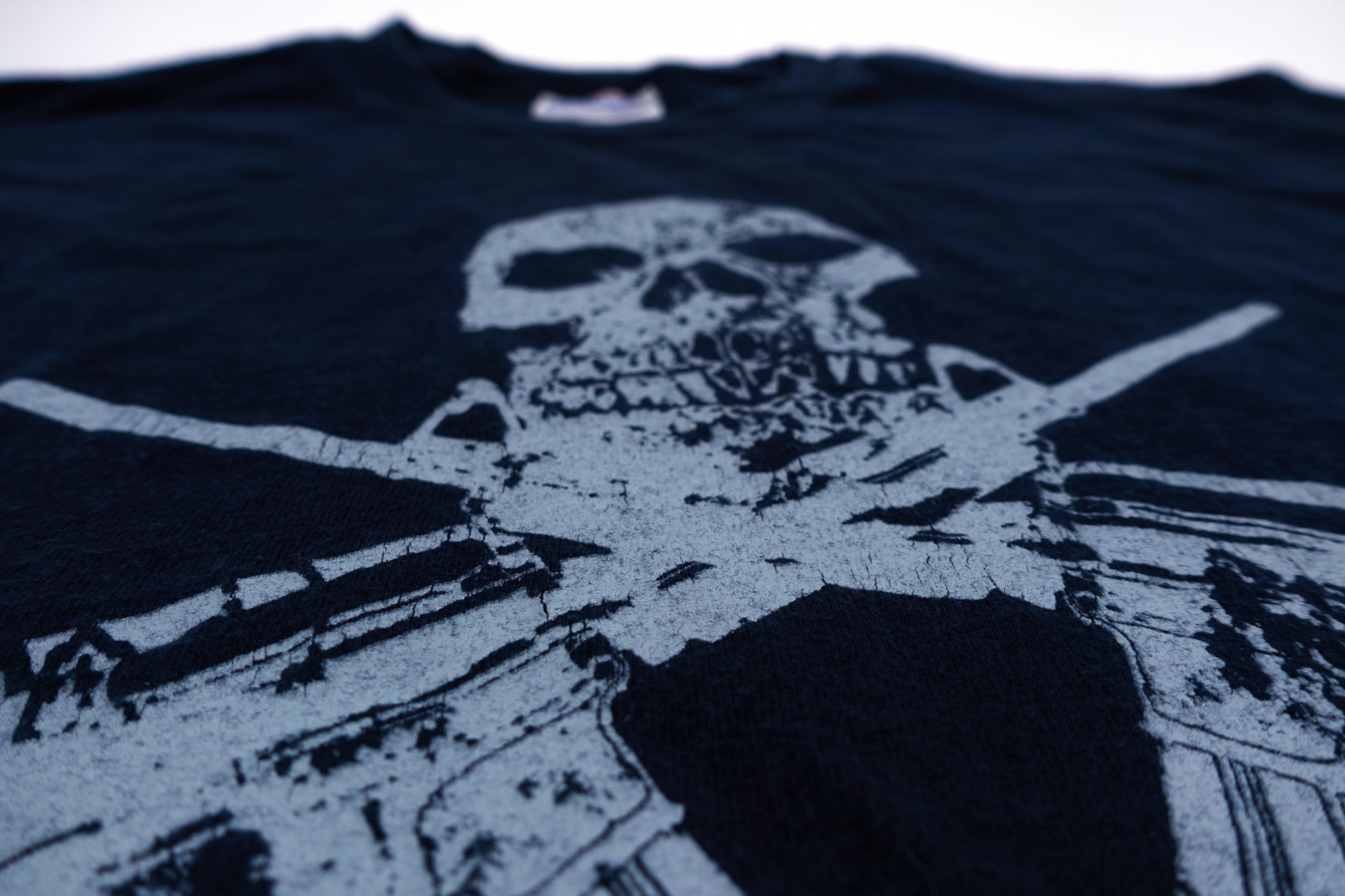 Lamb Of God – Sacrament Skull and Automatic Rifles 2006 Tour Shirt Size Medium