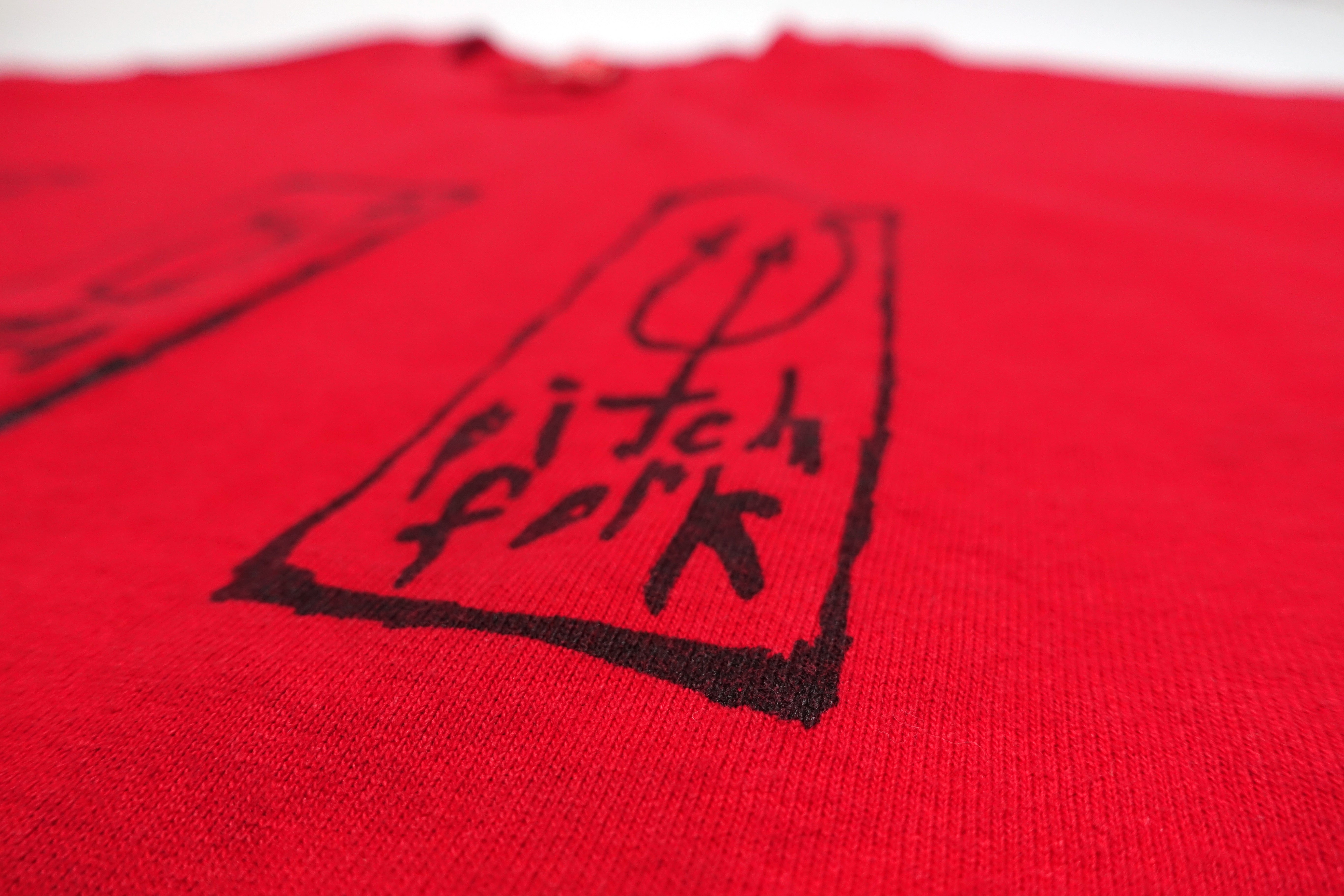 Pitchfork - Triple Pitchfork Logo 90's Shirt Size Large