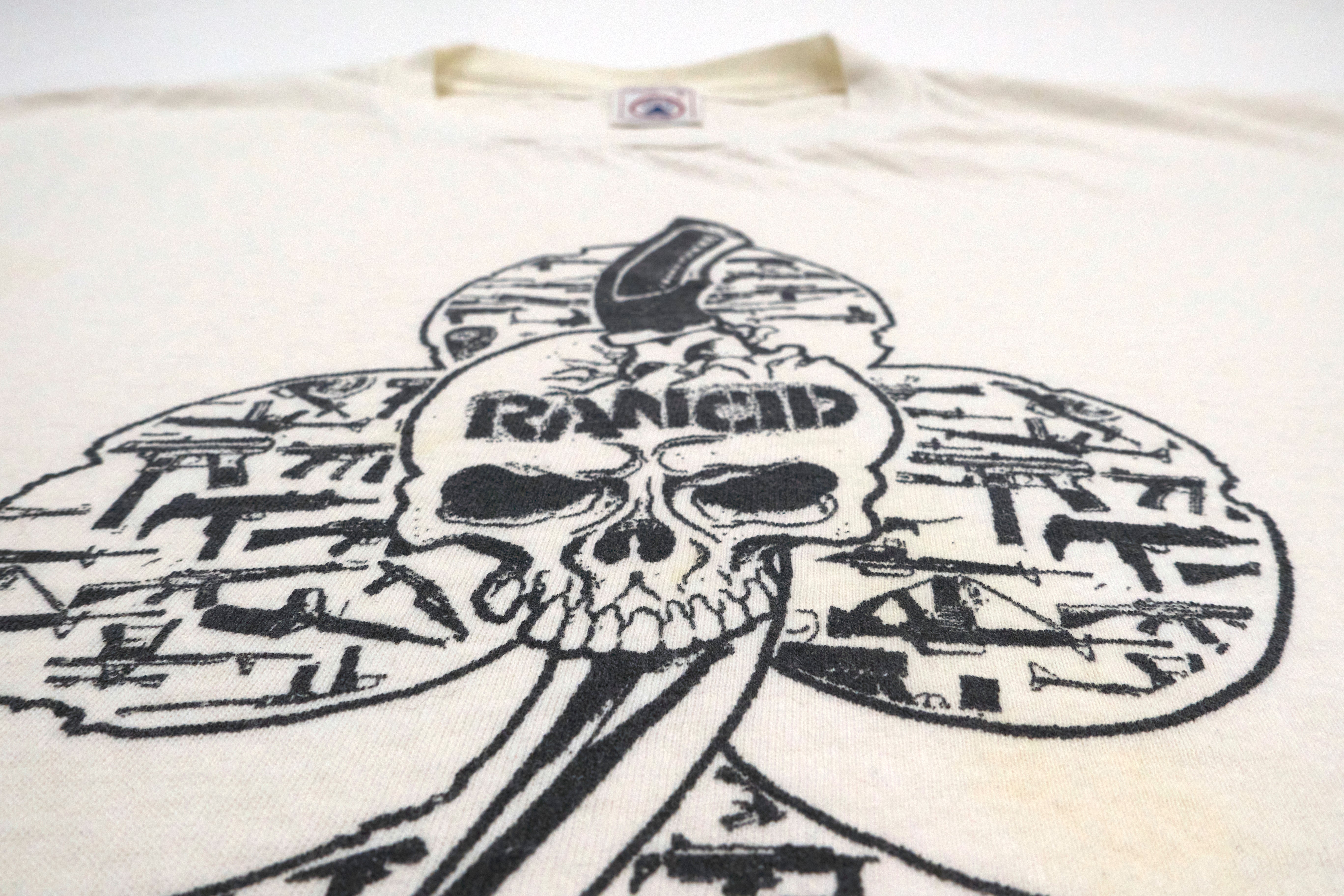 Rancid - Skull and Guns 2000 Tour Shirt Size Large