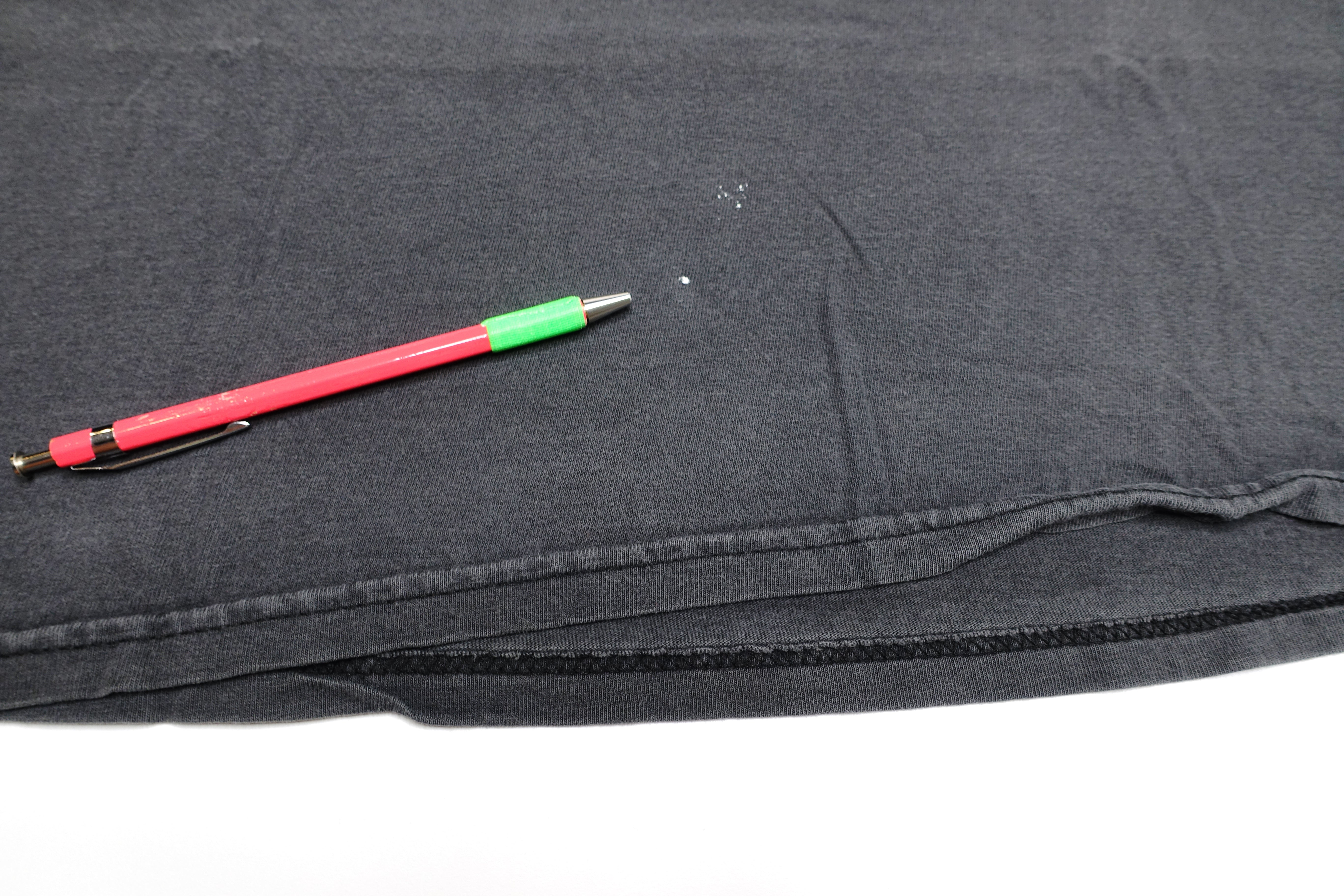 Royal Elastics - Street Wise Art July 2002 London Limited Edition XXL Shirt