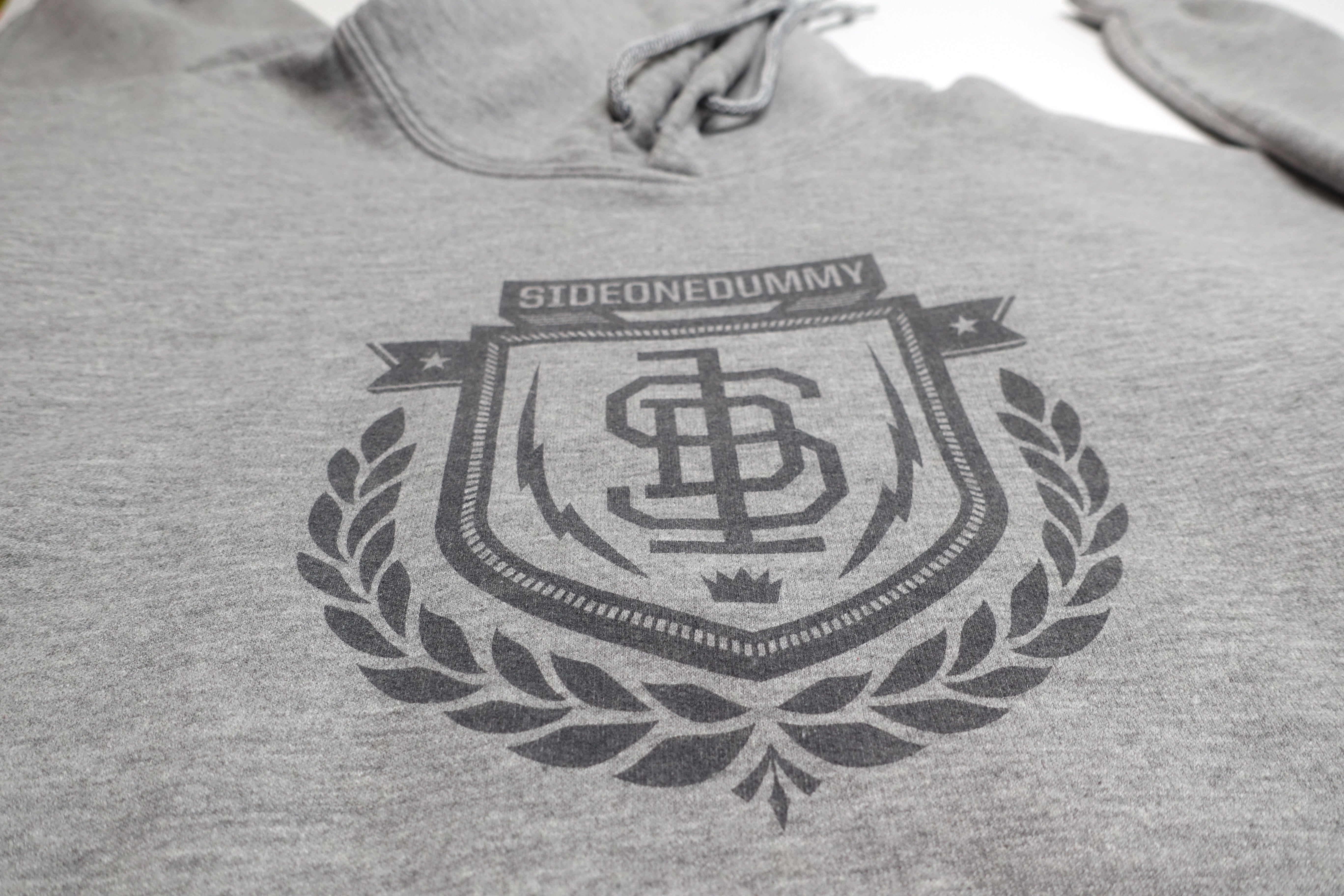 Side One Dummy Records – School Crest Hooded Sweat Shirt Size Large