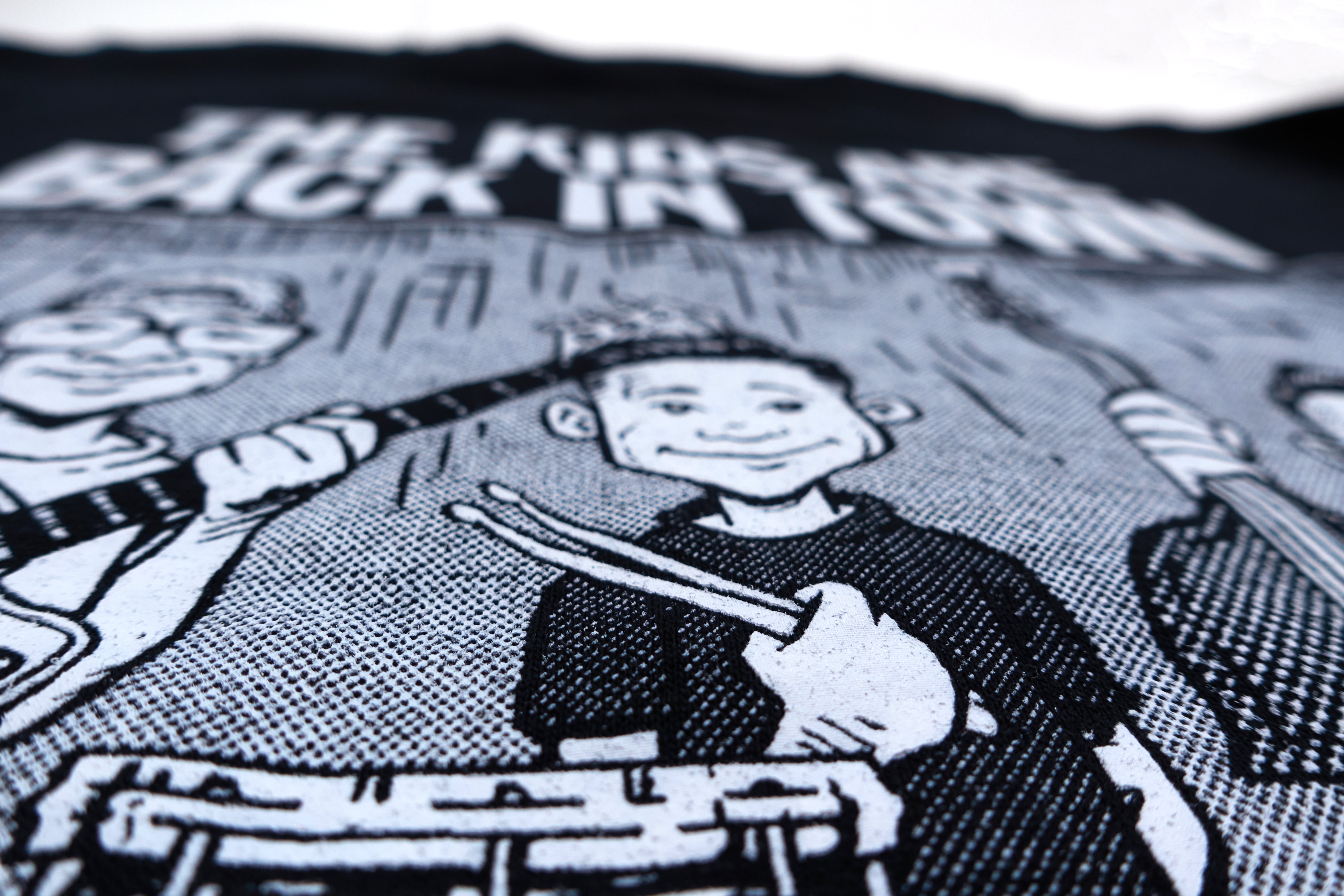 Swing Kids (Japan) – The Kids Are Back In Town 2020 Tour Sweat Shirt Size XL