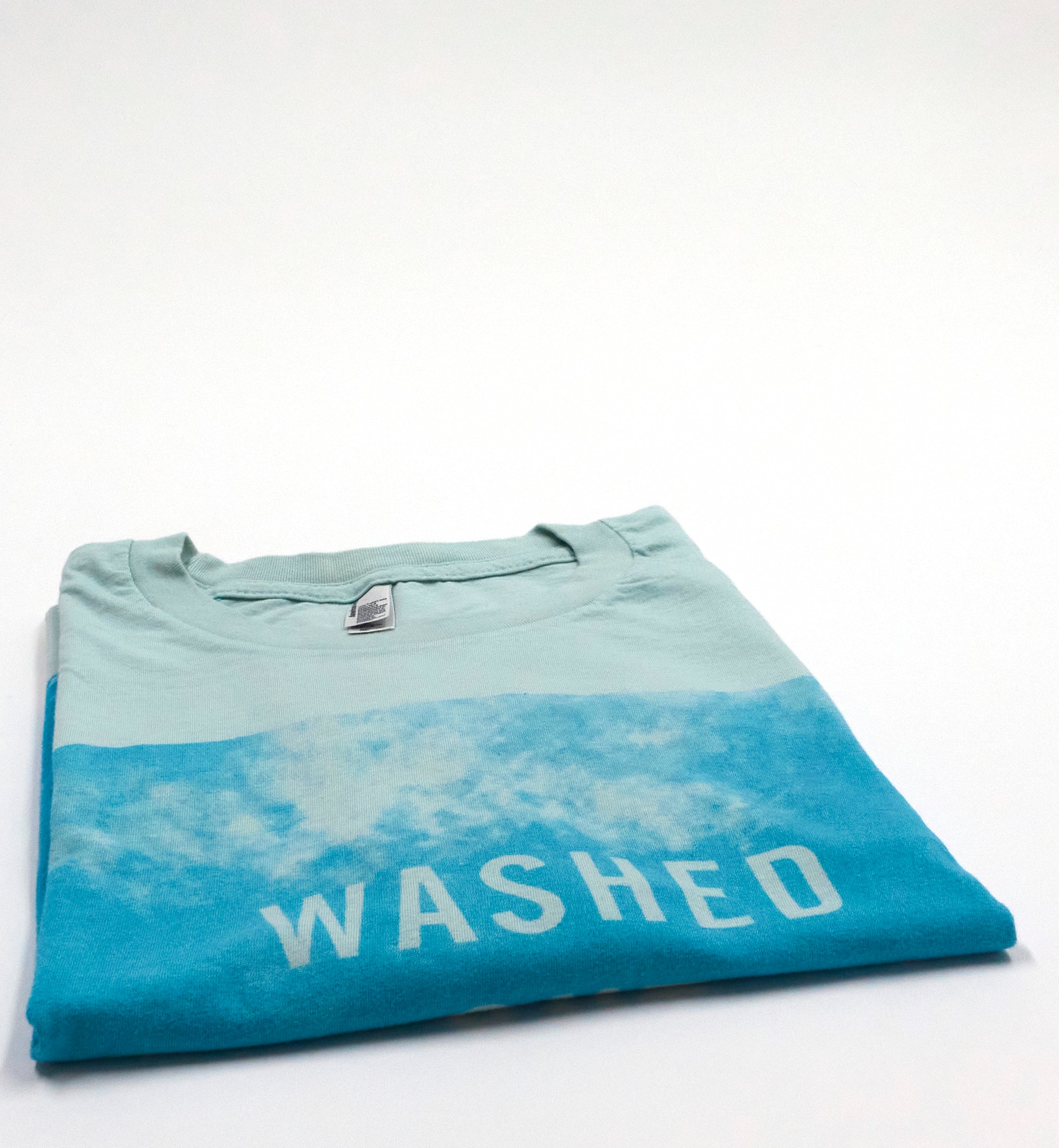 Washed Out - Beach Cloud Photo Tour Shirt Size XL