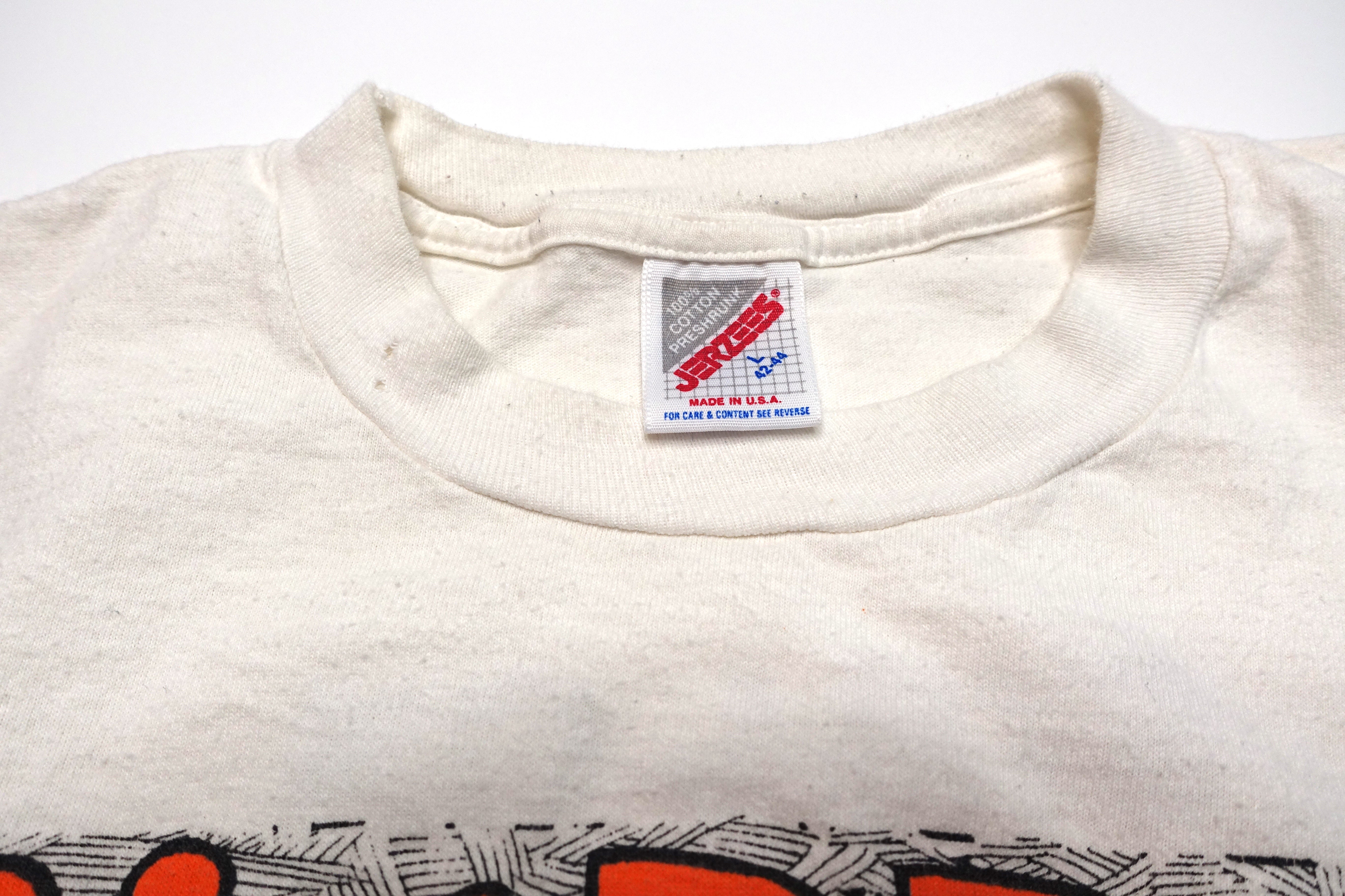 Big Drill Car - Still On The Couch 2017 Tour (Printed on Vintage Deadstock) Shirt Size Large