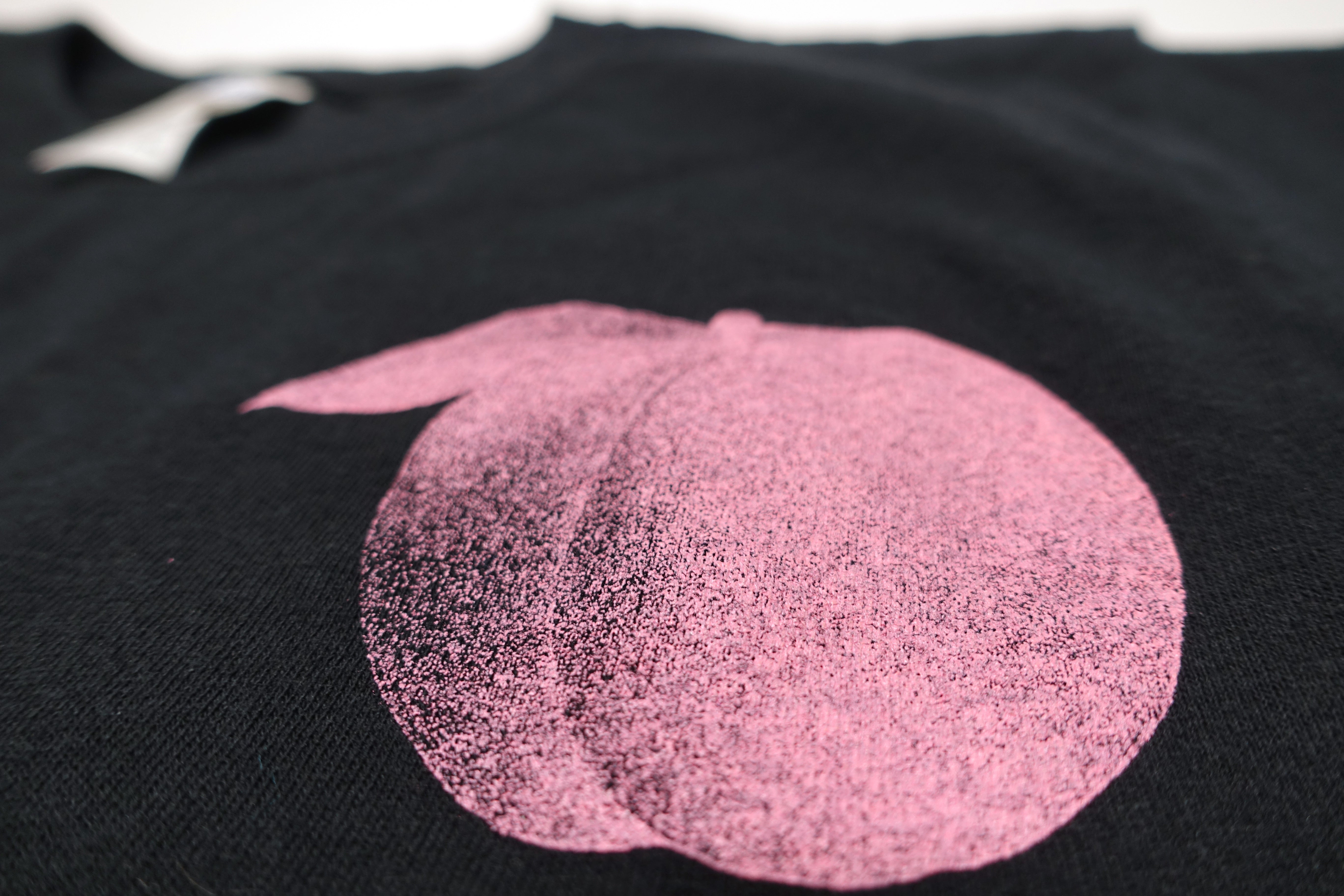 Culture Abuse - Peach 2016 Tour Shirt Artwork by Jeremy Dean Size Small