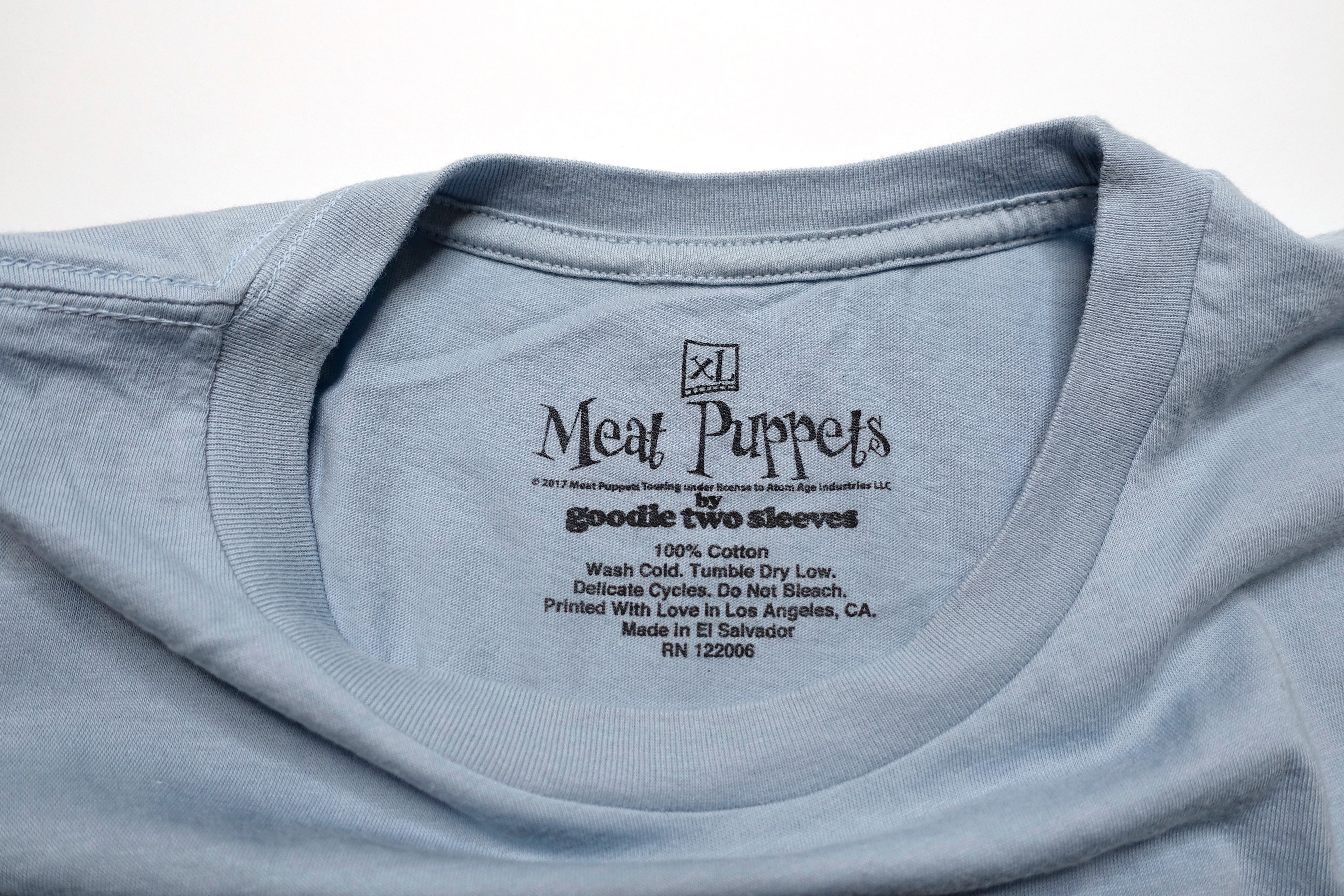 Meat Puppets - Huevos ©2017 Shirt Size XL