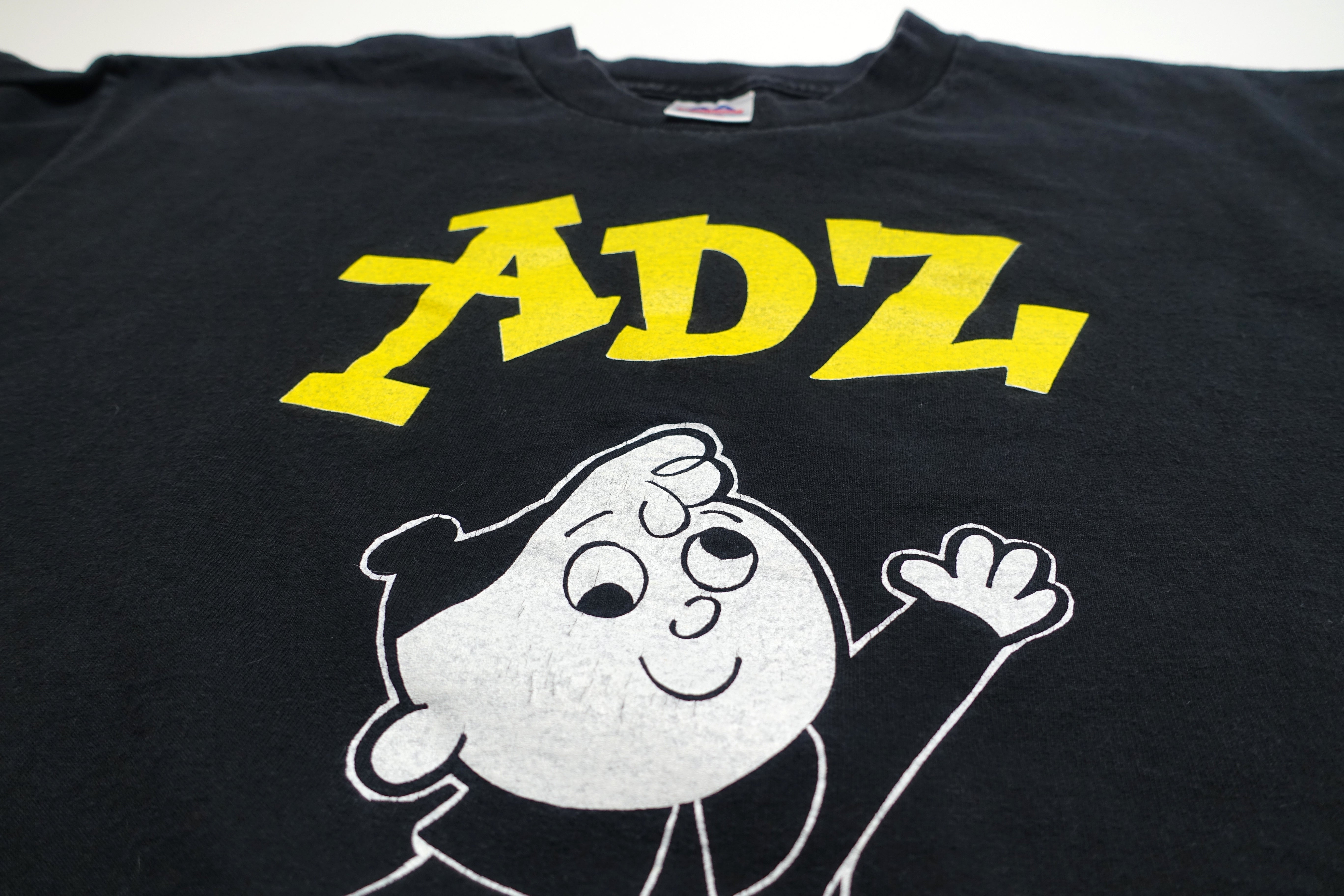 ADZ - Kid With Googly Eyes 90's Era Tour Shirt Size XL