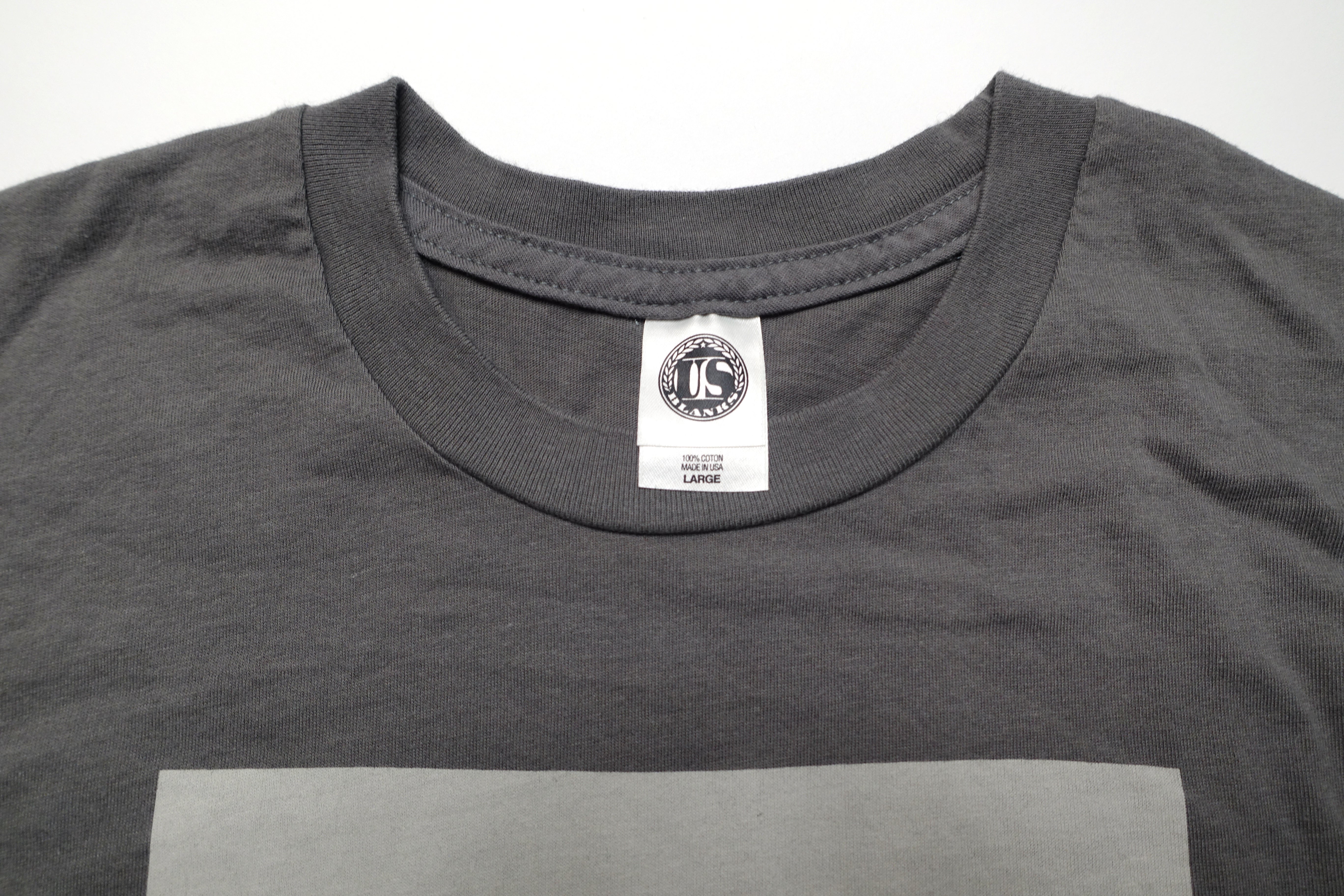 WU LYF – Wu Rectangle Logo 2011 Tour Shirt Size Large