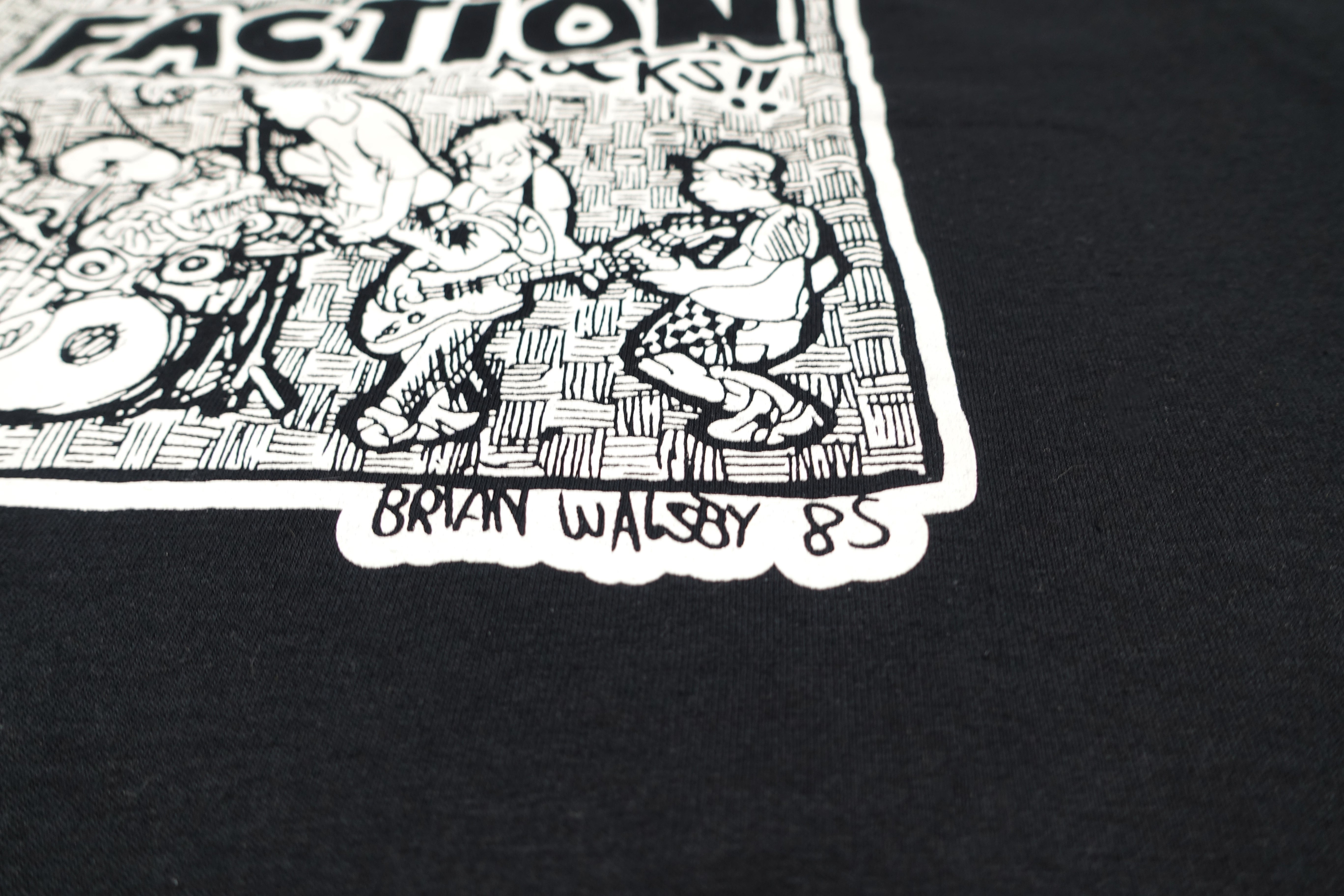 Faction – Faction Rocks / Brian Walsby Design 2014 Tour Shirt Size Large