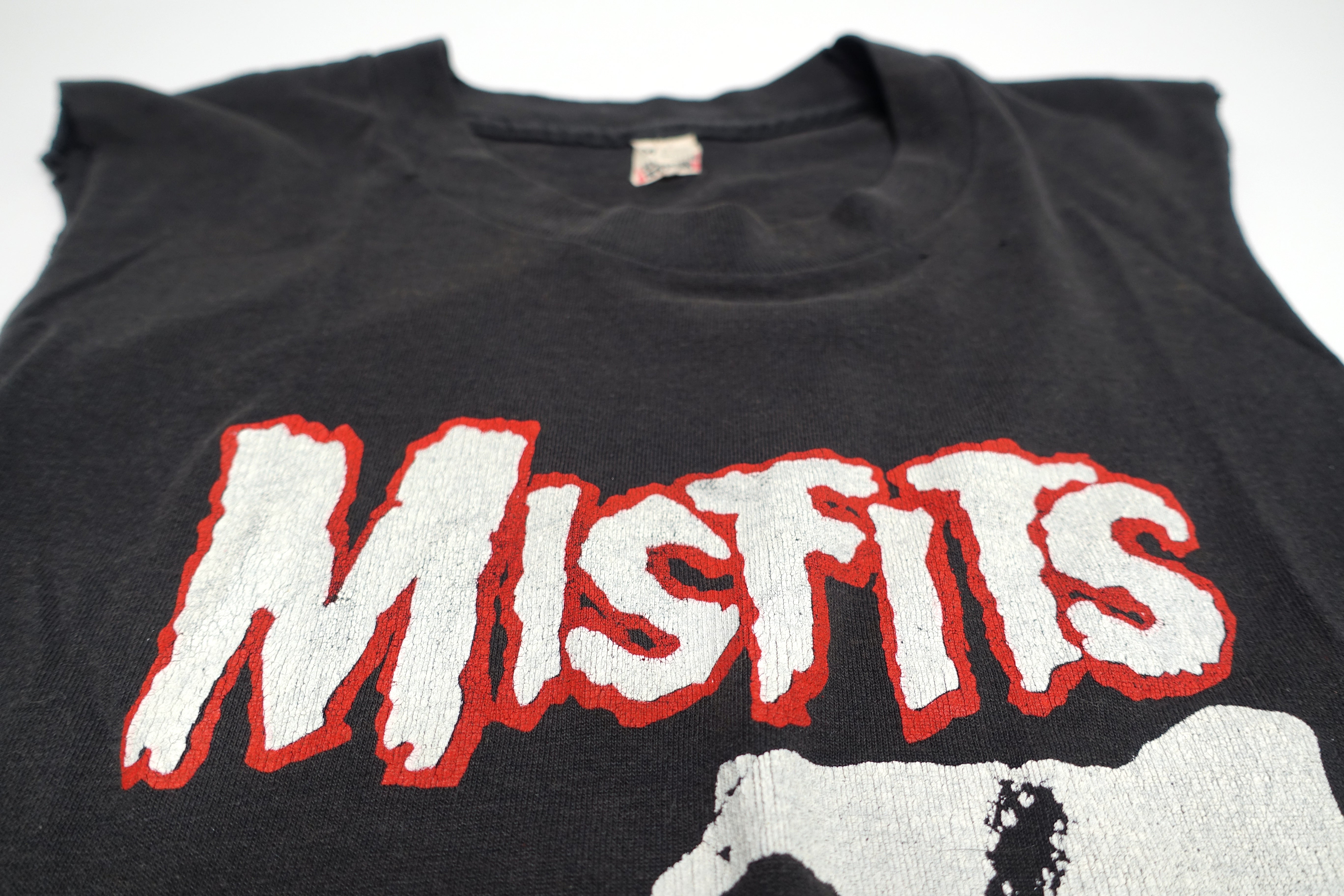 Misfits - Crimson Ghost / Legacy Shirt (80's Version) Size Medium