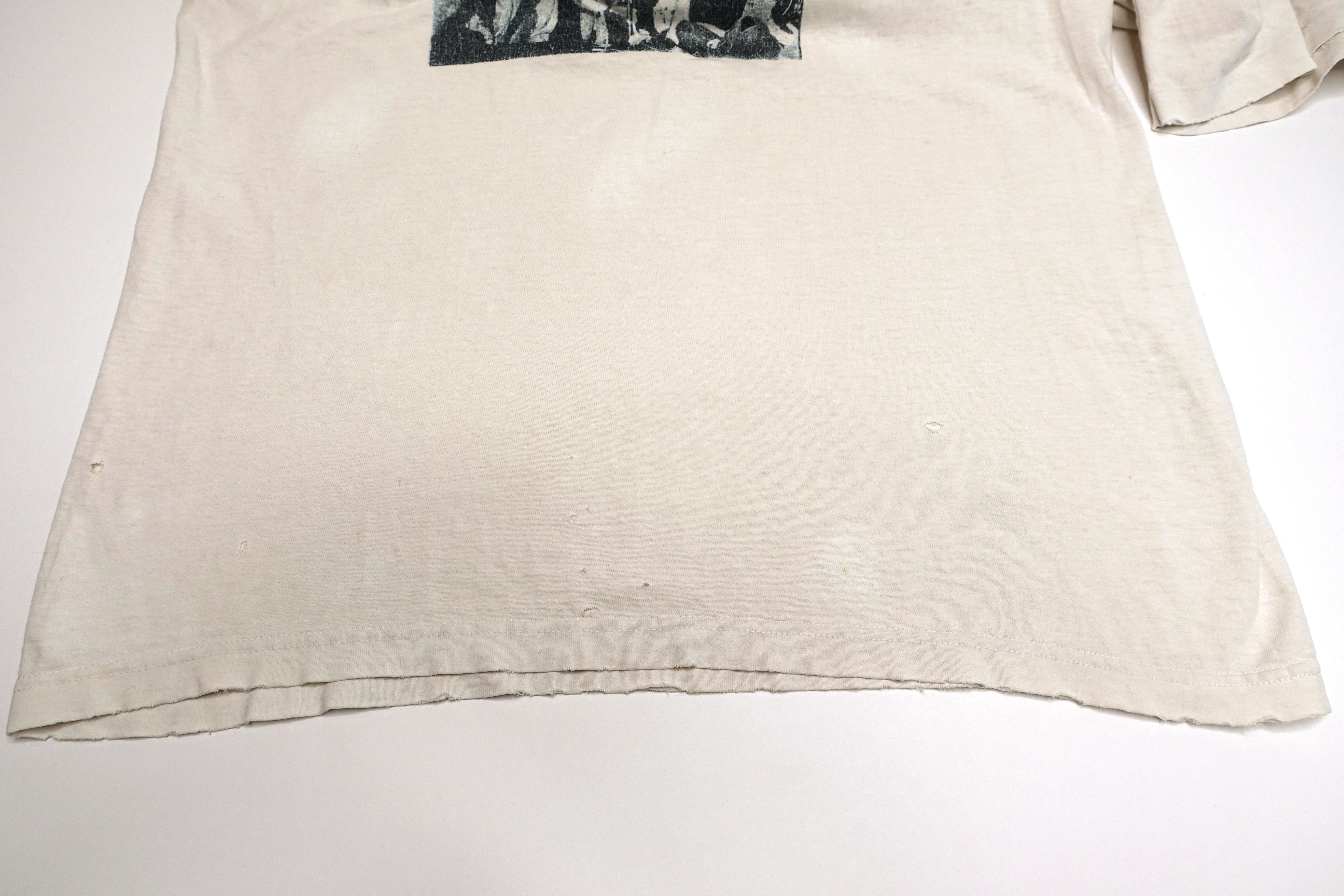 Screw 32 – Unresolved Childhood Issues 1995 Tour Shirt Size Large