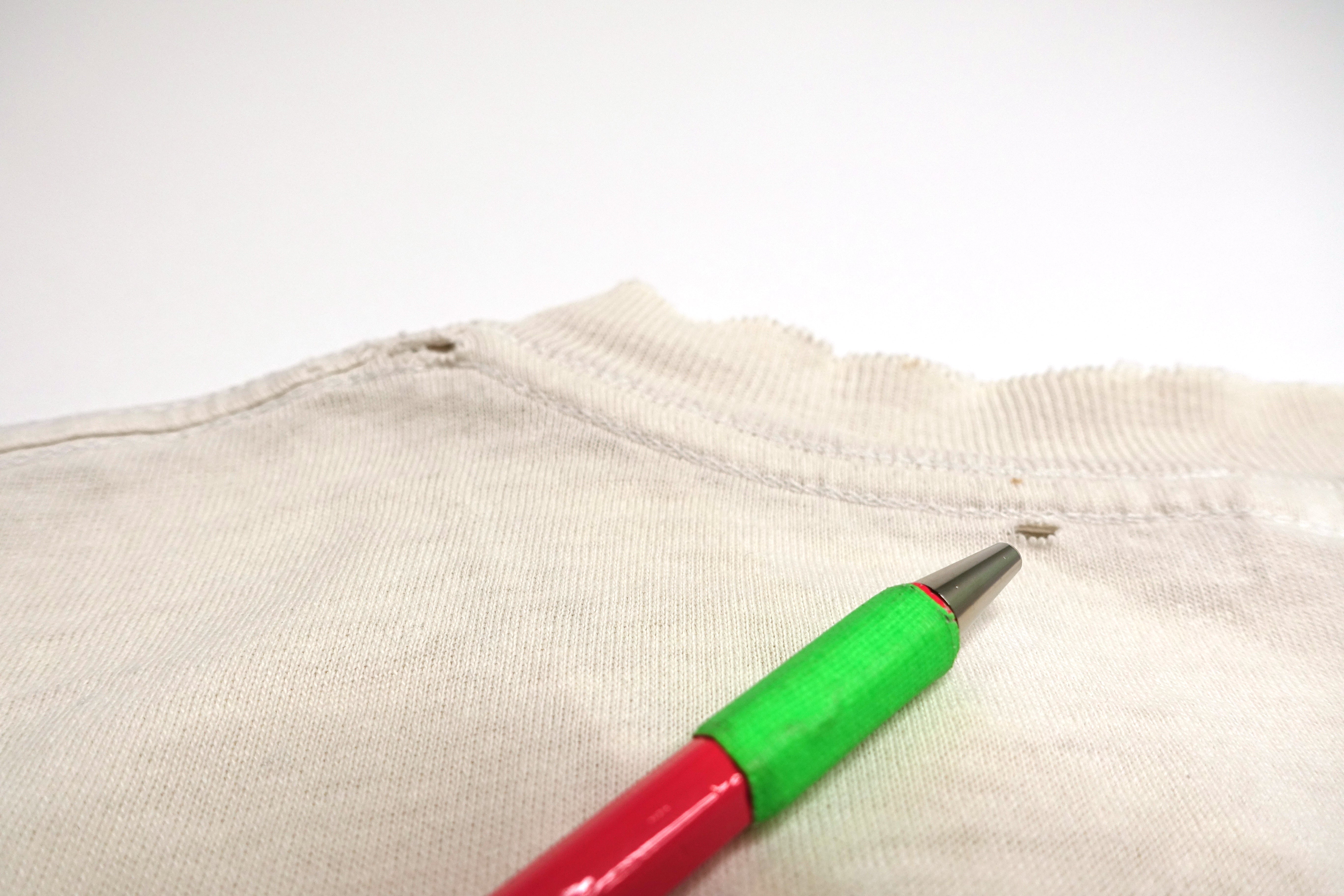 Screw 32 – Unresolved Childhood Issues 1995 Tour Shirt Size Large