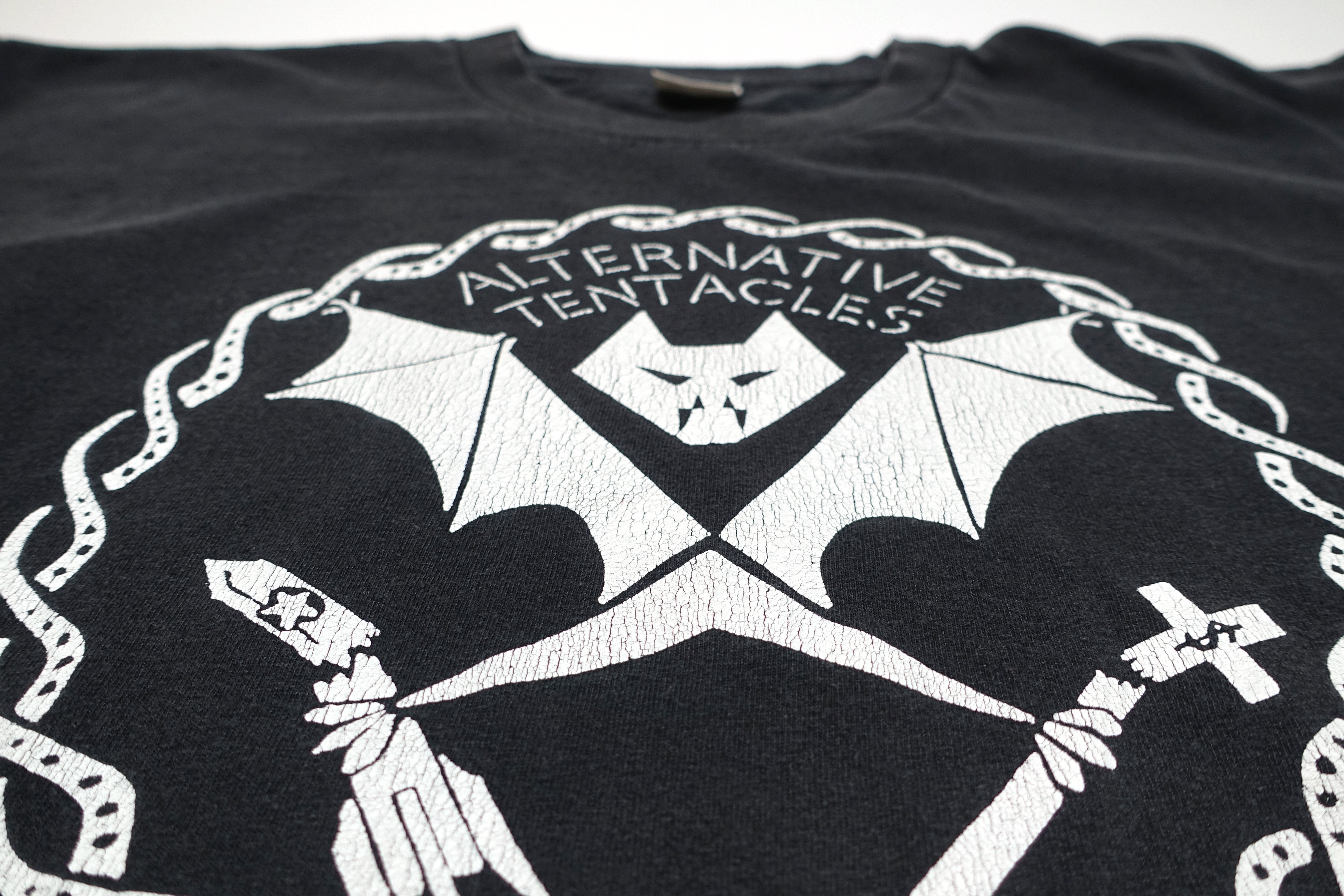 Alternative Tentacles – Winston Smith Bat Logo 90's Shirt Size XL