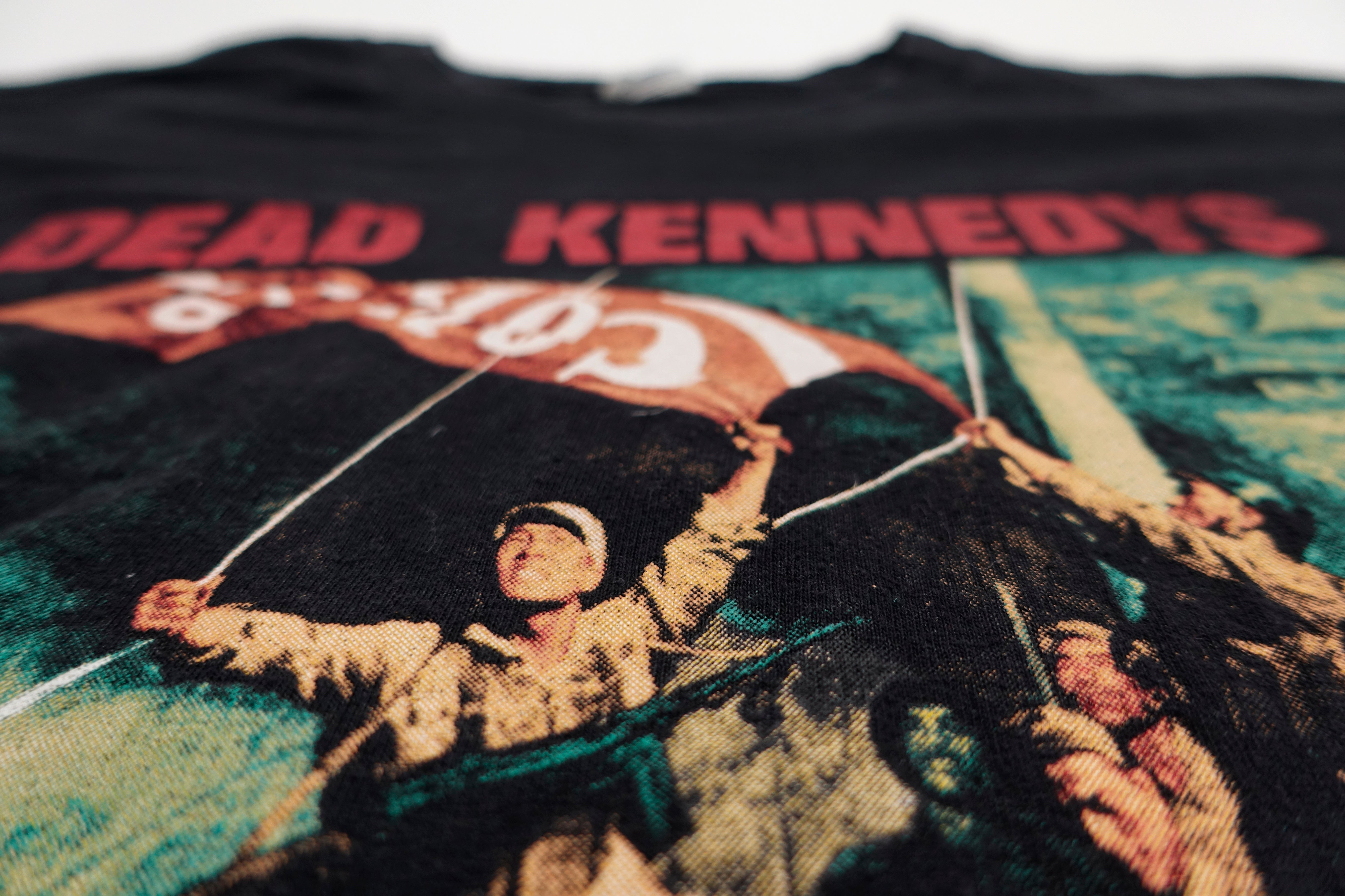 Dead Kennedys - Give Me Convenience Or Give Me Death ©2006 Shirt Size XL