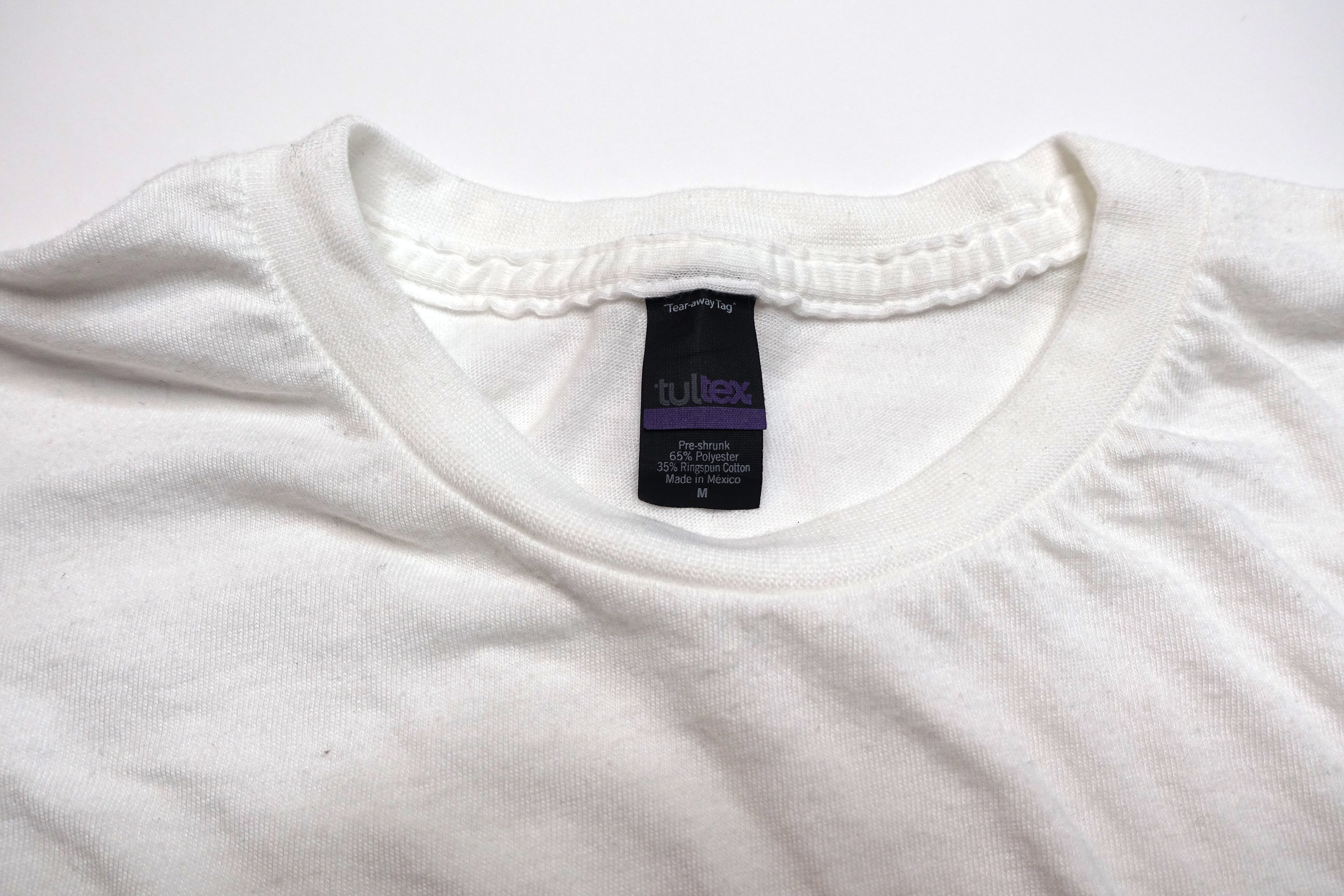 Eagulls – Rectangle 2016 Tour Shirt Size Medium