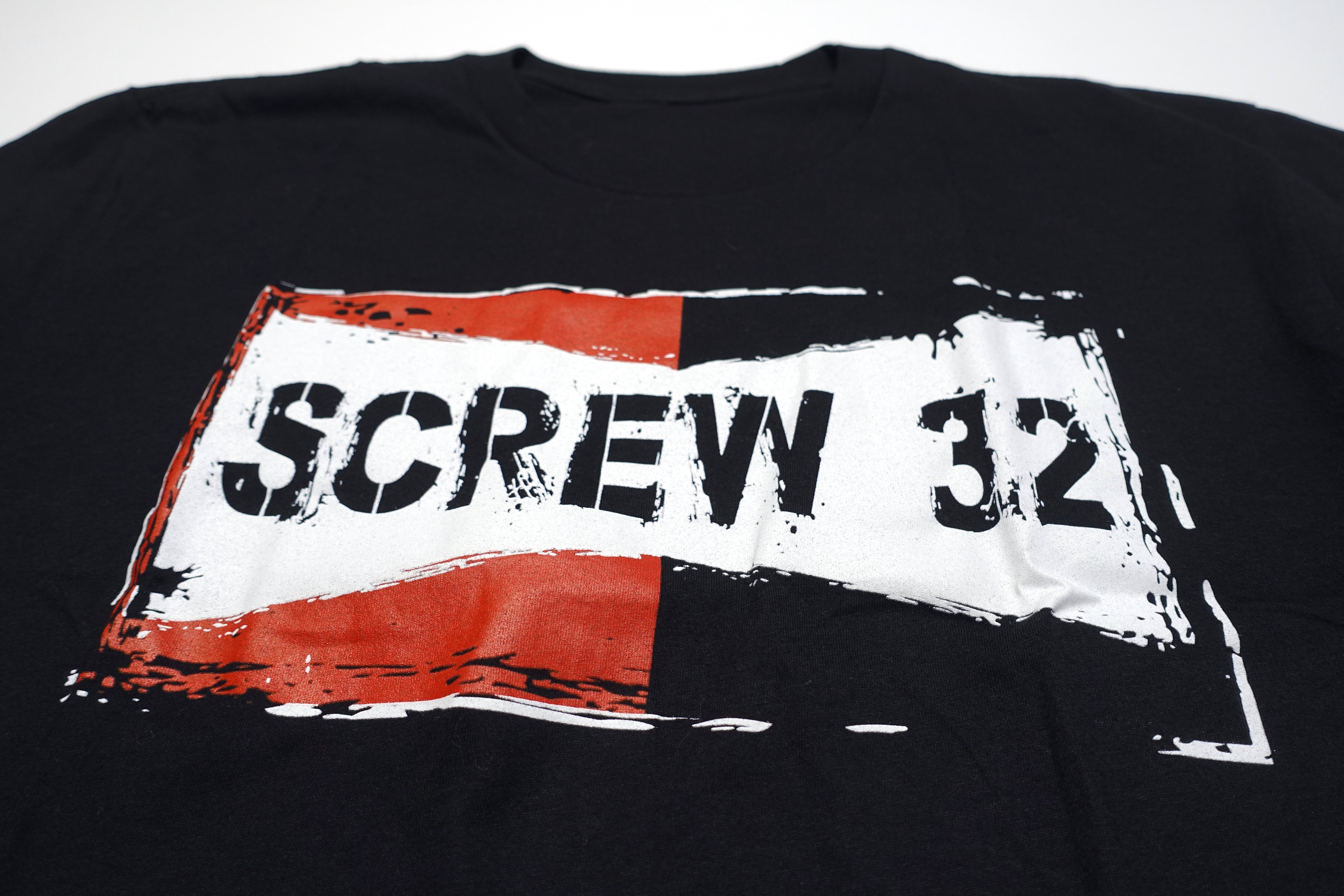 Screw 32 – East Bay Hardcore Since 1992 Shirt Size Large