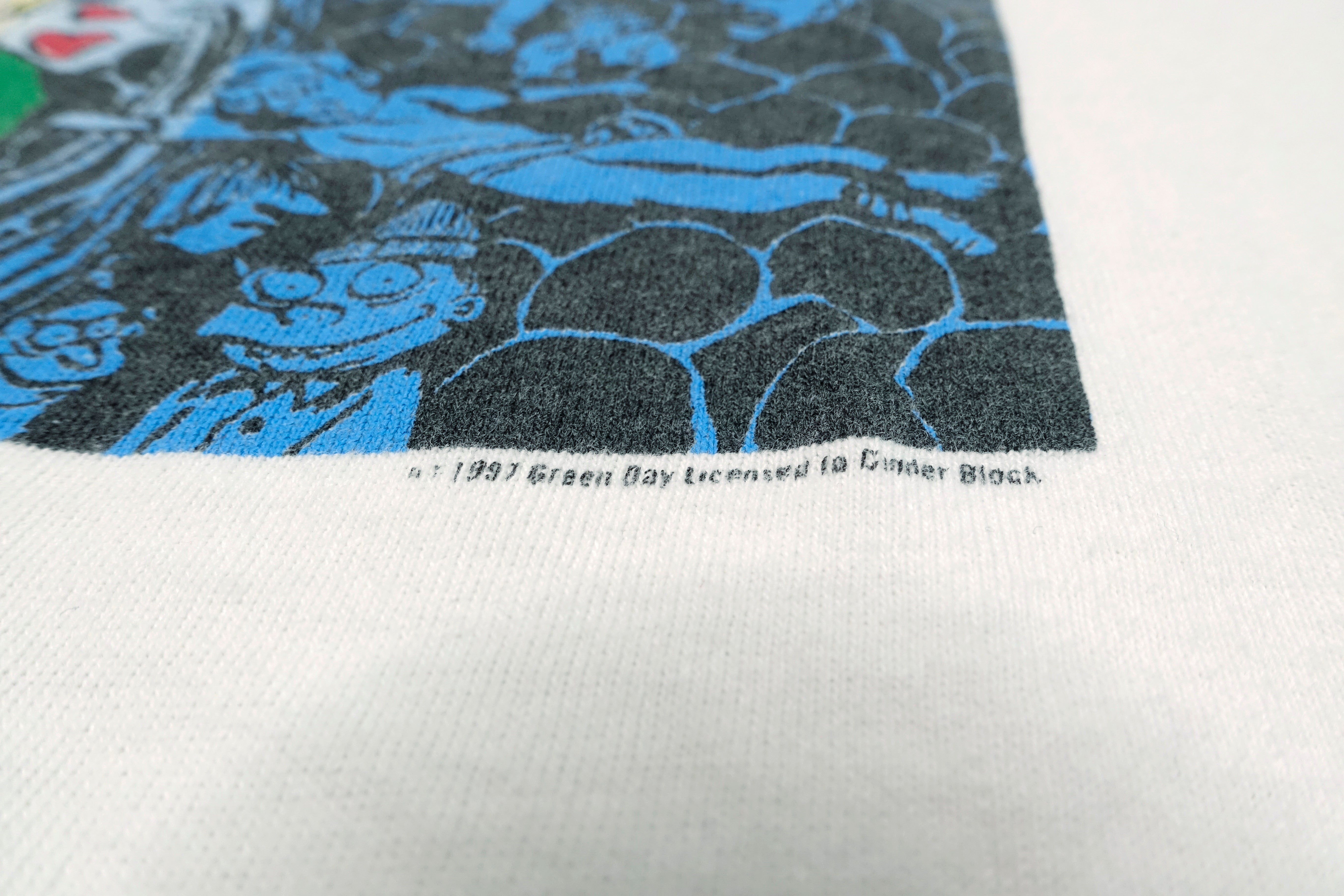 Green Day - Lovers In The Pit / Nimrod 1997 Tour Shirt Size XL