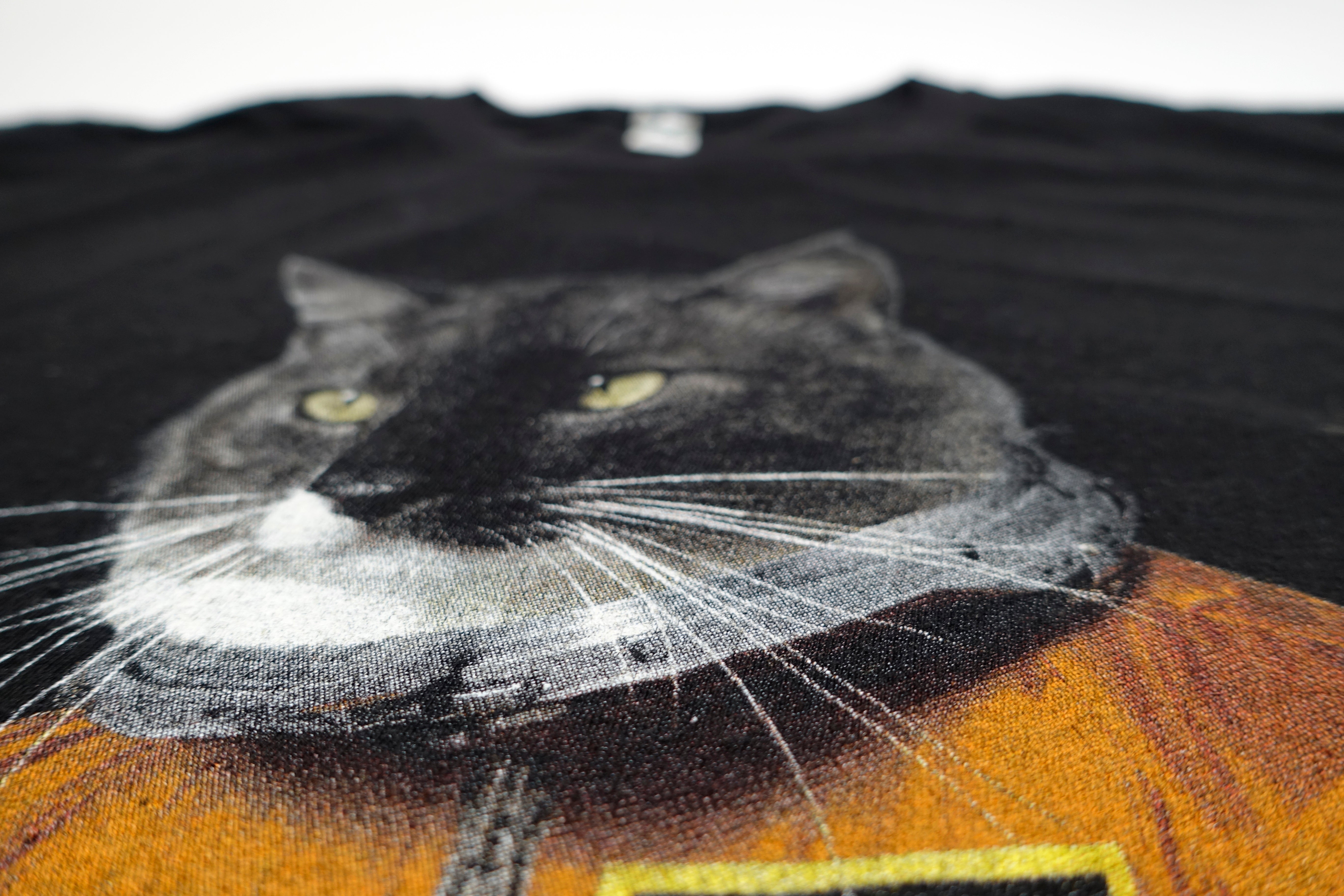 Klaxons – Surfing The Void 2010 Tour Shirt Size Large