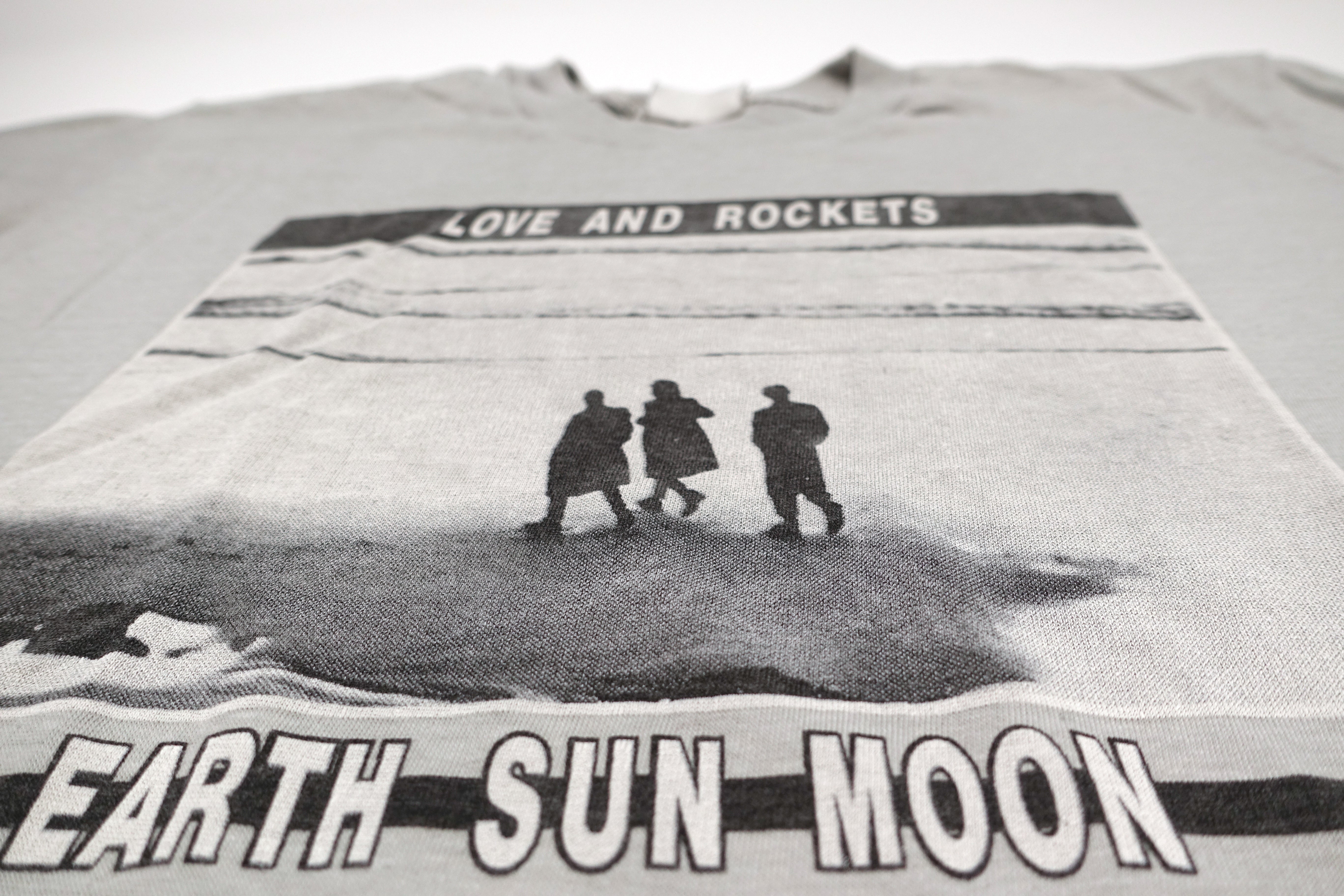 Love And Rockets – Earth • Sun • Moon 1987 Tour Shirt Size Large
