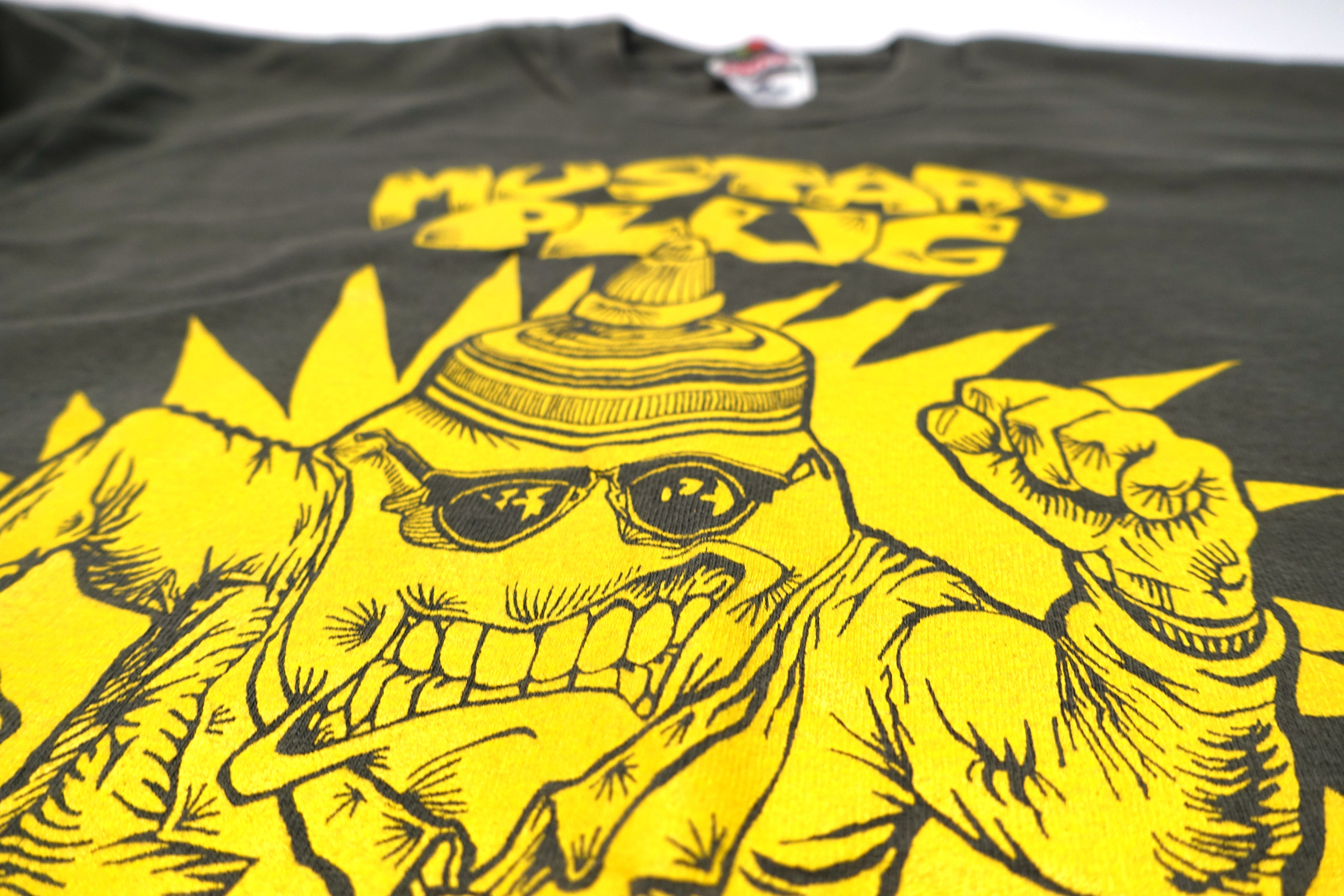 Mustard Plug – Skankin' Mustard Bottle 90's Tour Shirt Size Large