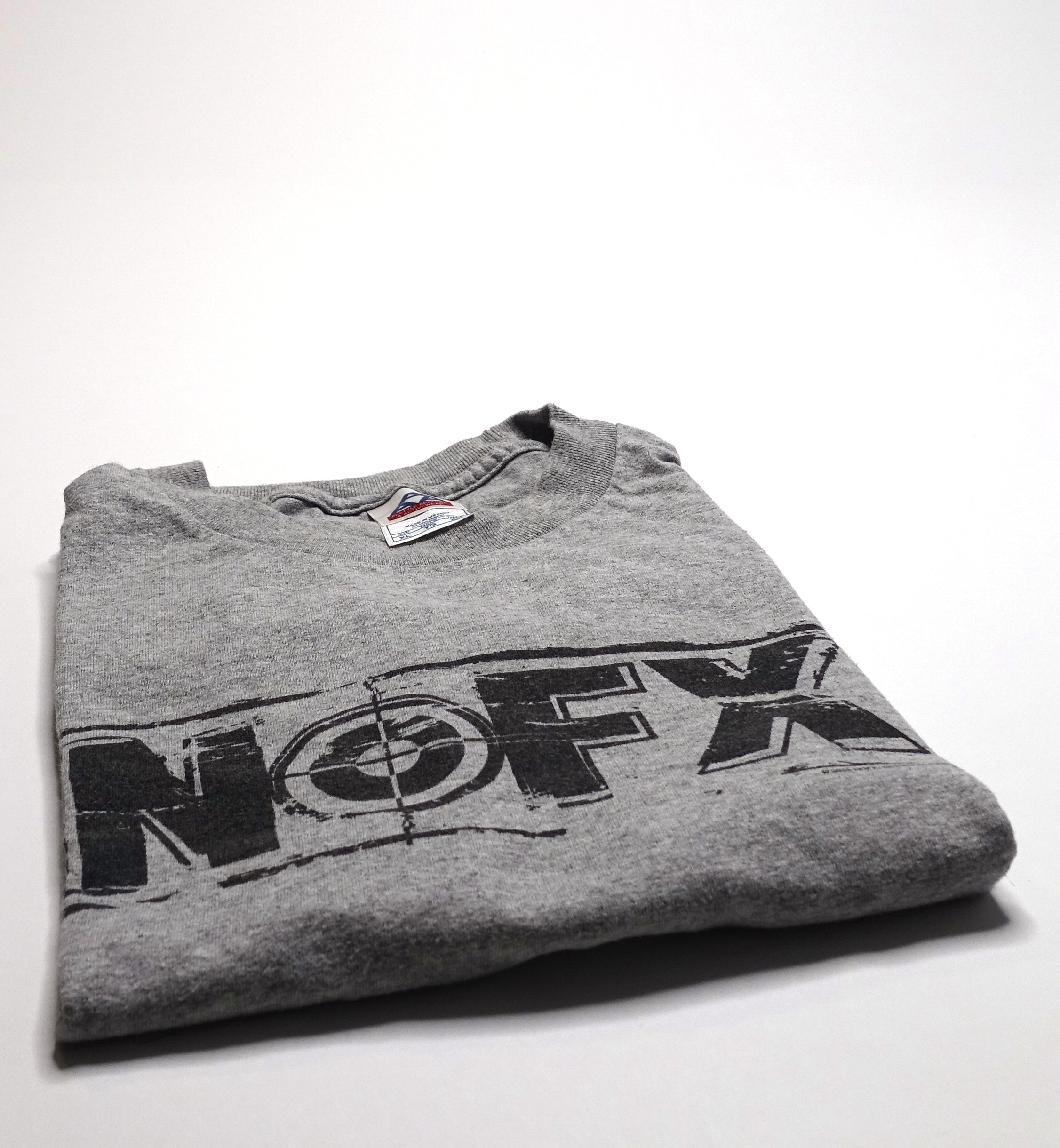 NOFX - Punk Crest / Wolves In Wolves' Clothing 2006 Tour Shirt Size XL