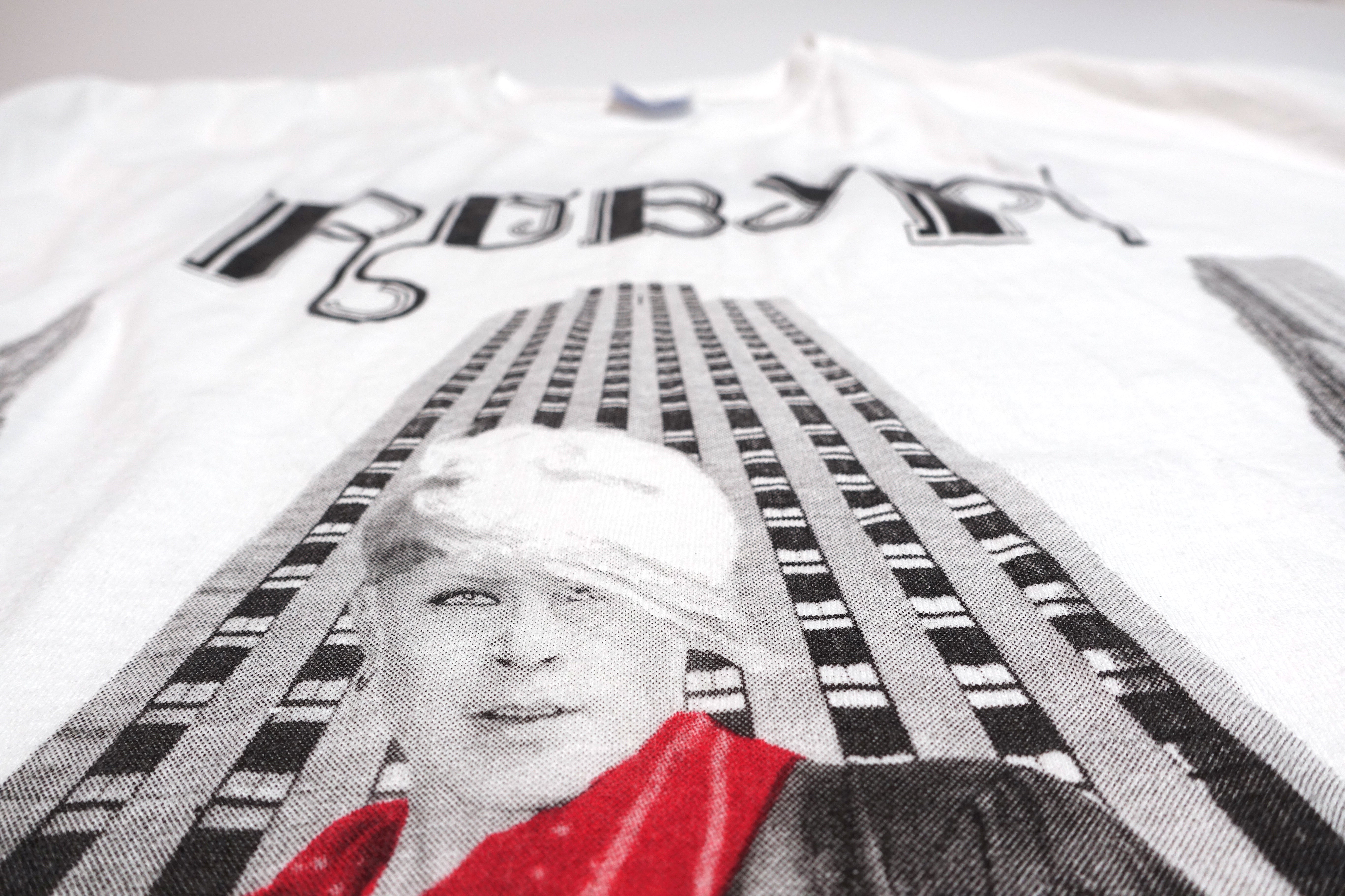 Robyn - Konichiwa Bitches! 2005 Tour Shirt Size Large