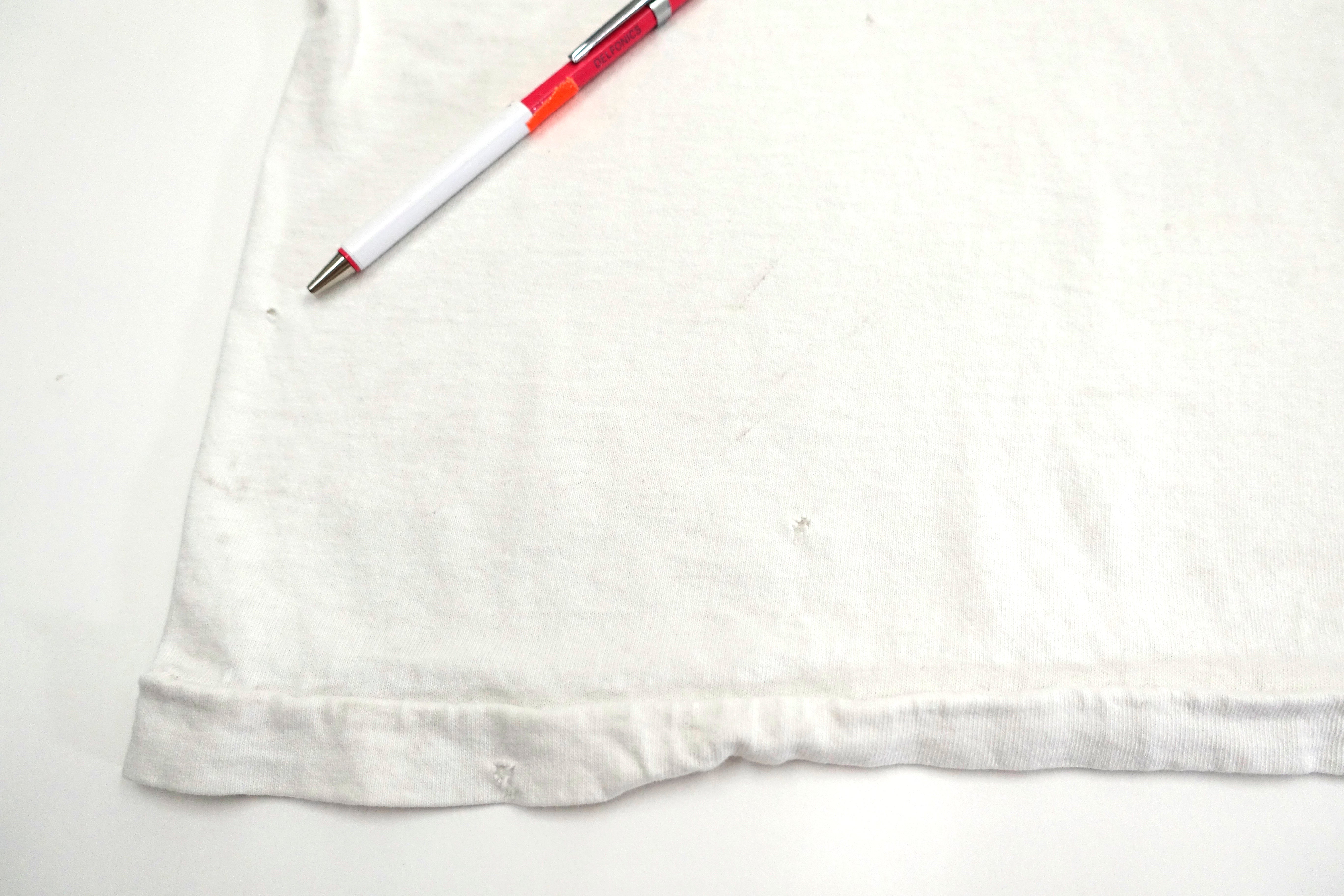 Screw 32 – Plane Crashing by Ezra Eismont 1994 Tour Shirt Size XL