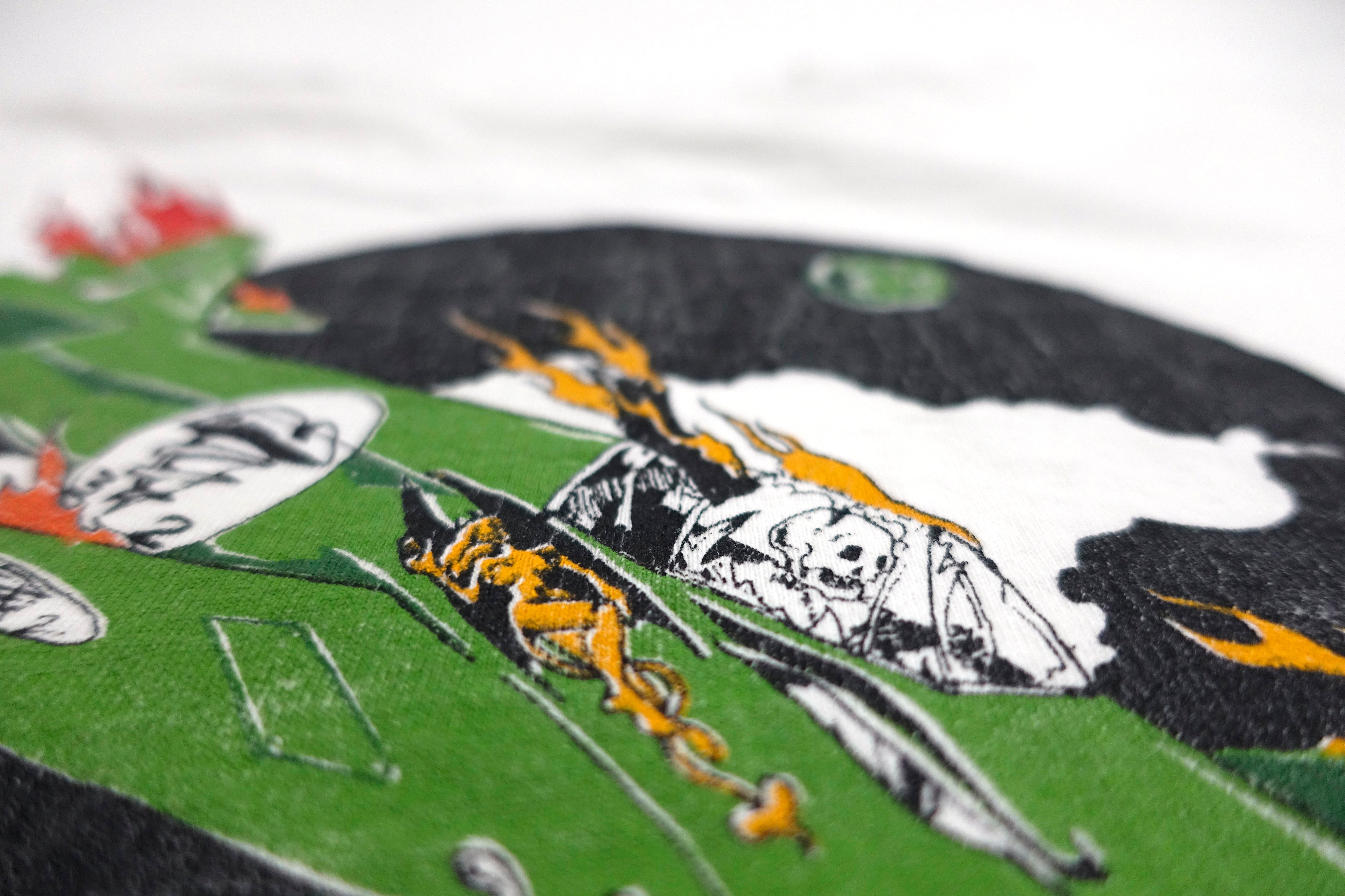 Screw 32 – Plane Crashing by Ezra Eismont 1994 Tour Shirt Size XL