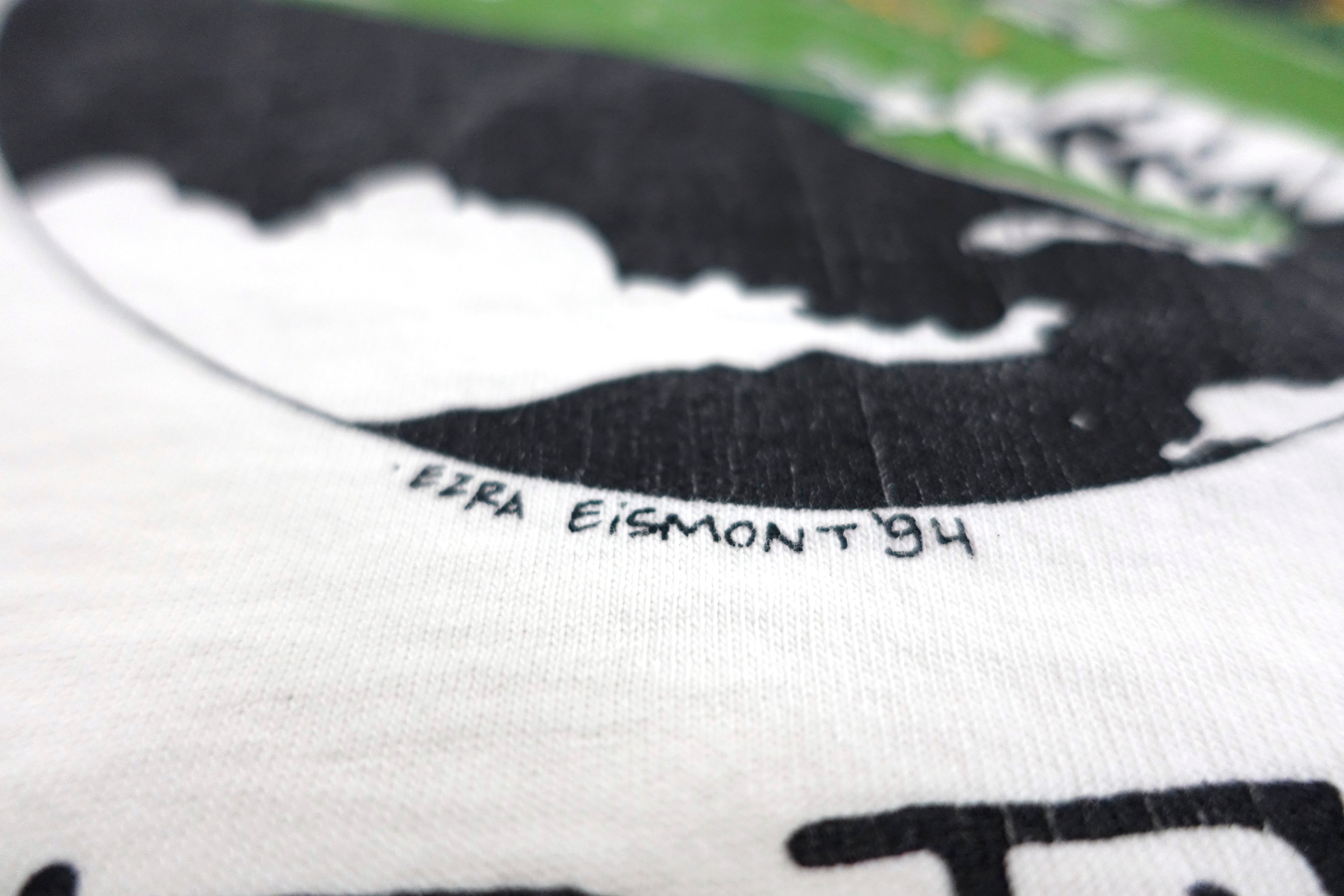 Screw 32 – Plane Crashing by Ezra Eismont 1994 Tour Shirt Size XL