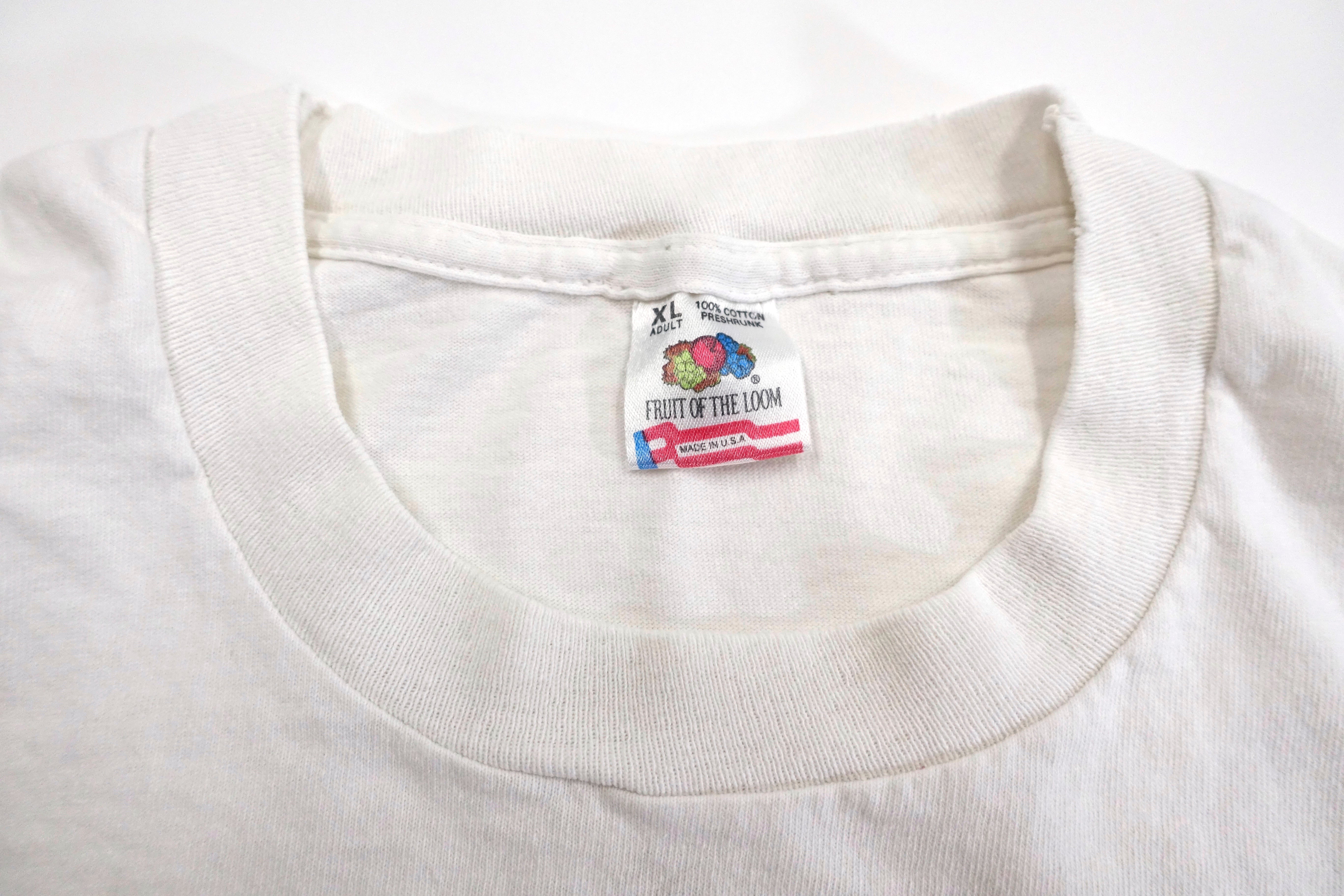 Screw 32 – Plane Crashing by Ezra Eismont 1994 Tour Shirt Size XL