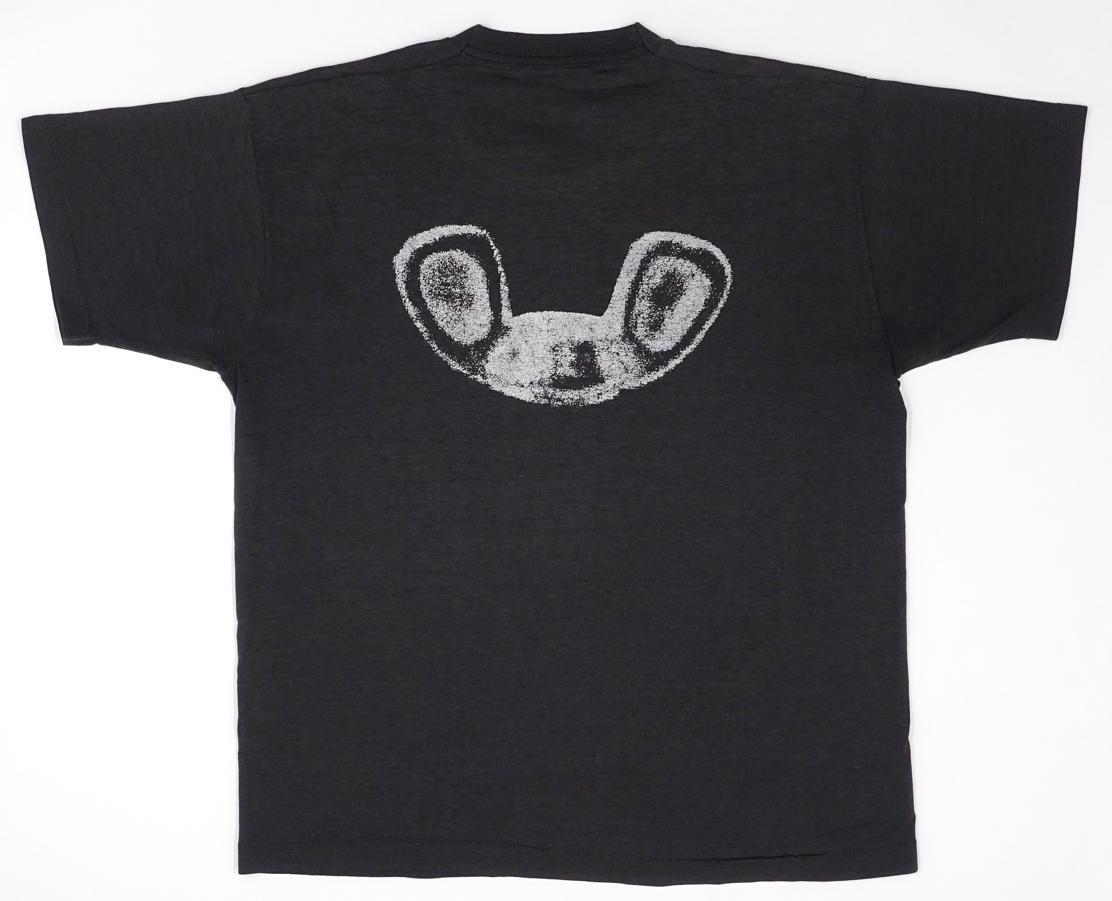 Screw 32 – Sword Wielder Wingnut 90's Tour Shirt Size Large