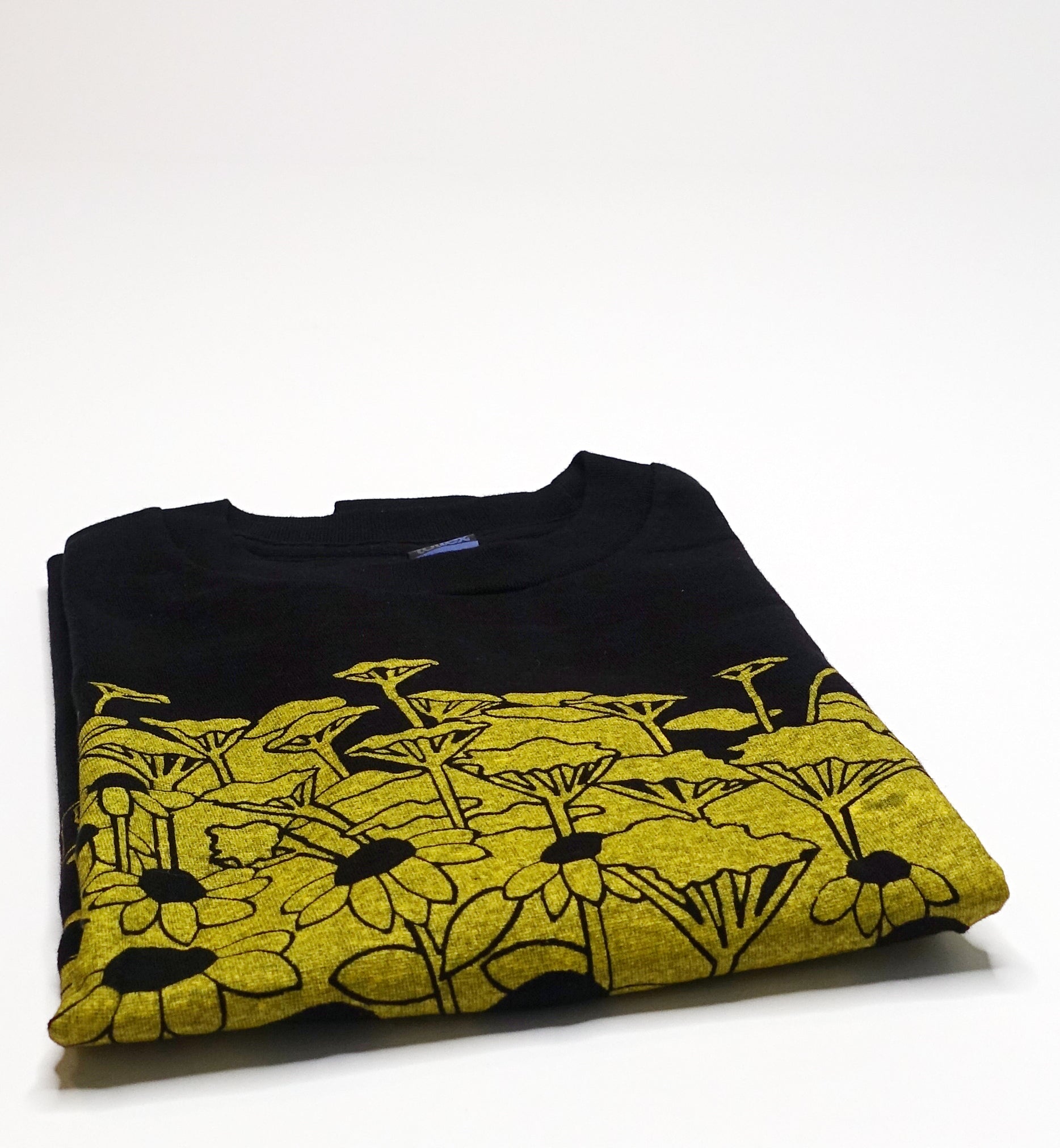 Sidekicks – Happiness Hours 2018 Tour Shirt Size Small