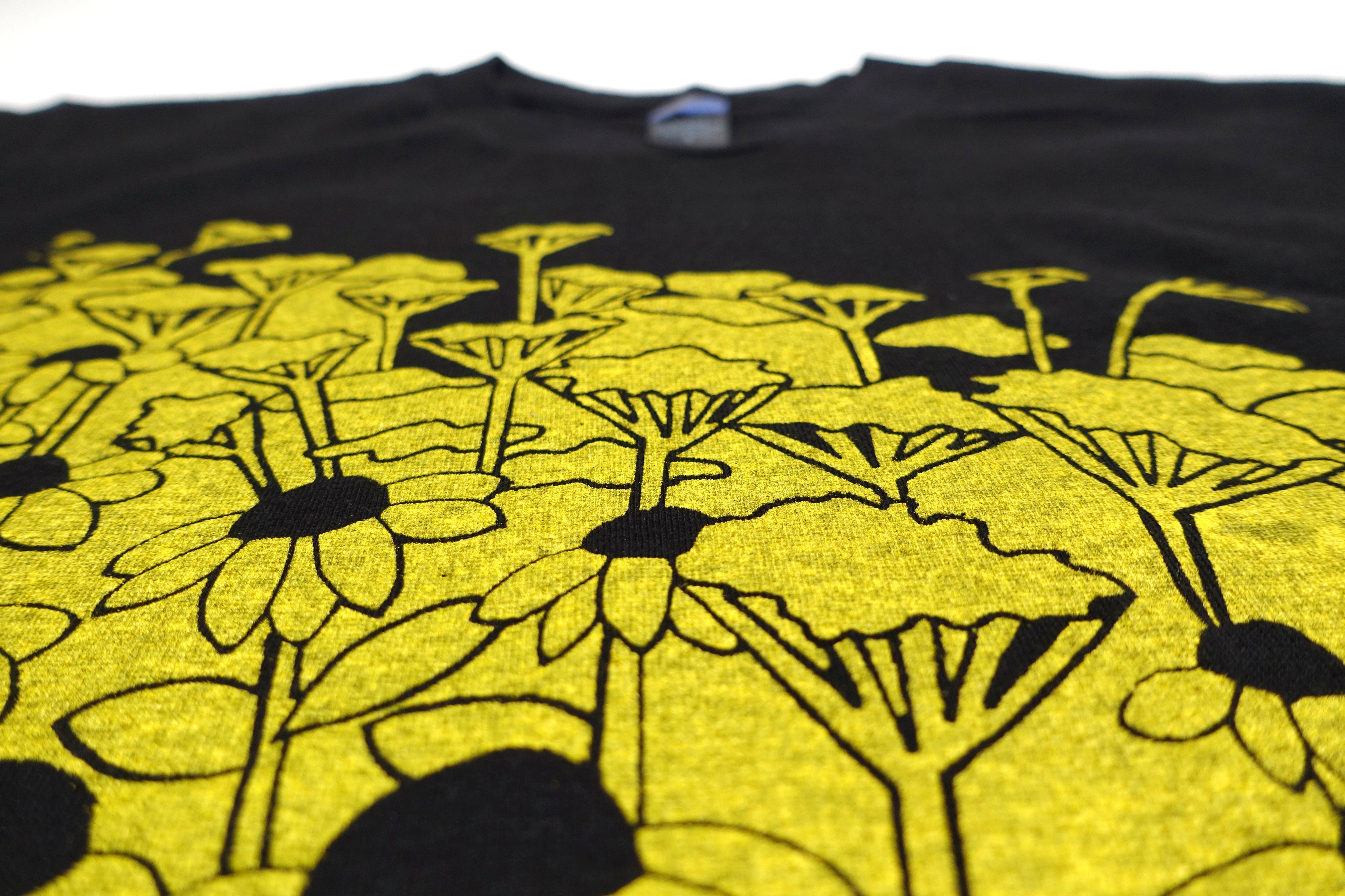 Sidekicks – Happiness Hours 2018 Tour Shirt Size Small