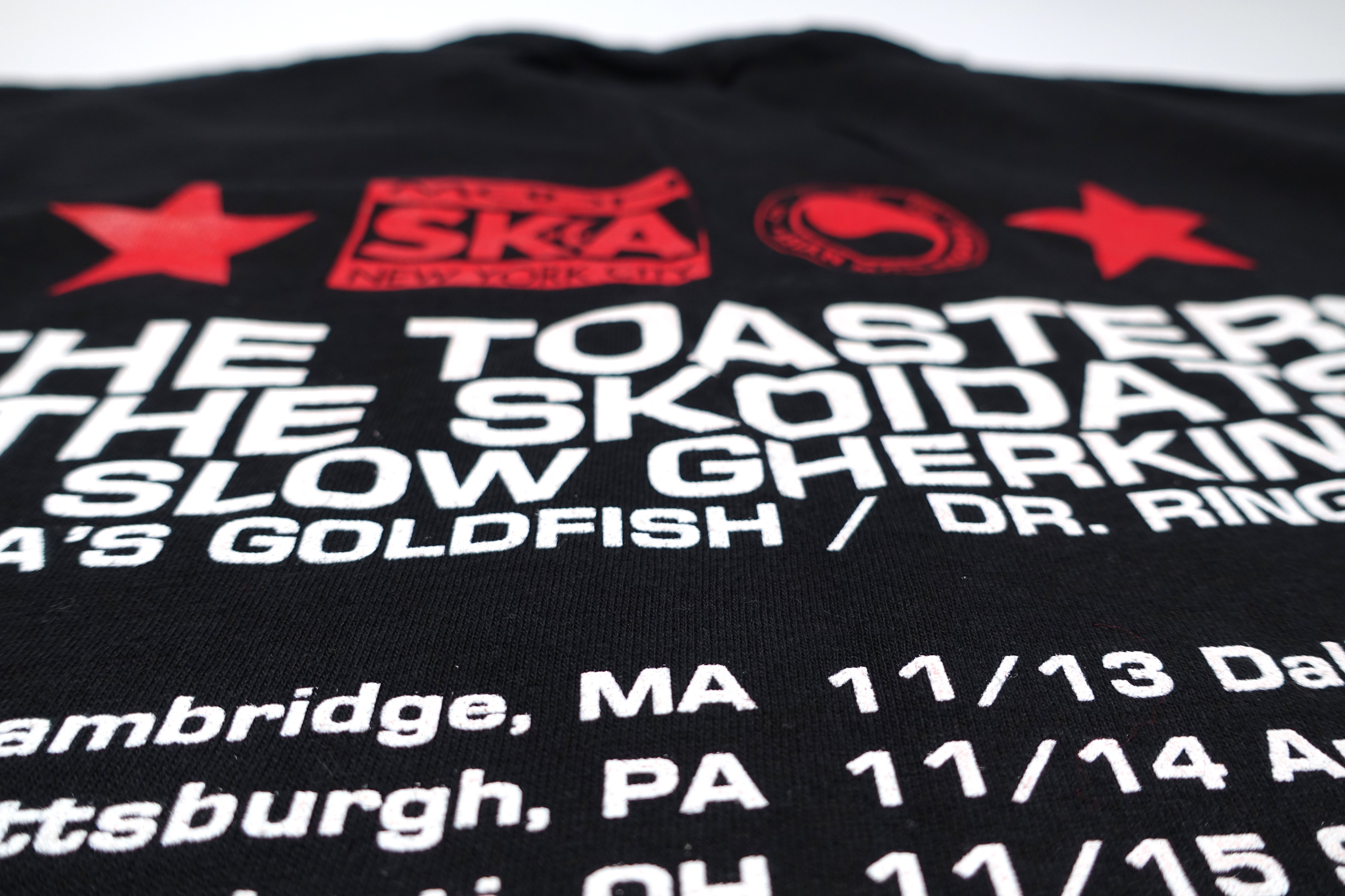 Toasters / The Skoidats / Slow Gherkin / Dav19 / The Derringers – Ska Is Dead 1998 Tour Shirt Size XL