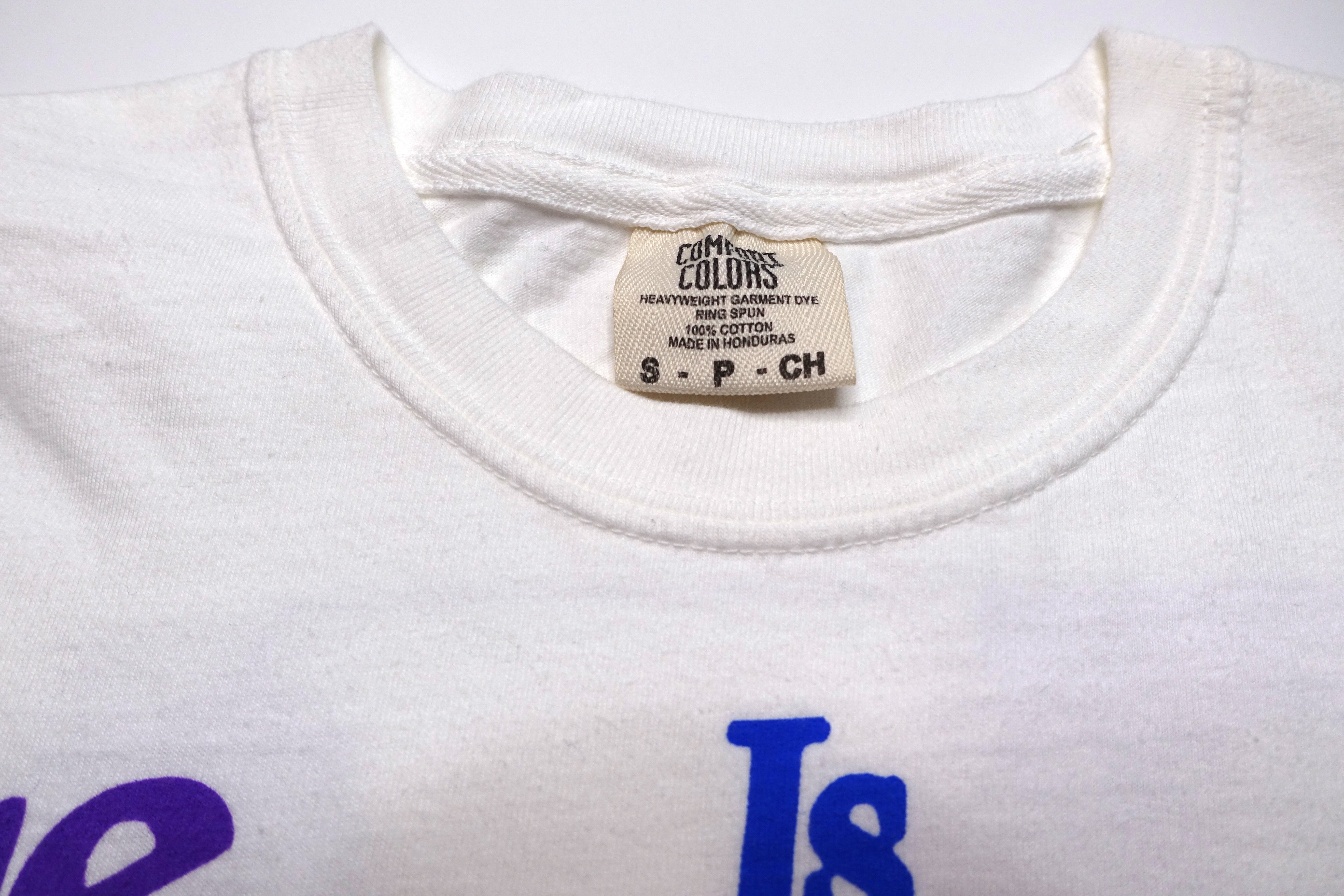 Weyes Blood – Titanic Rising 2019 Online Ceramics Tour Shirt Size Small