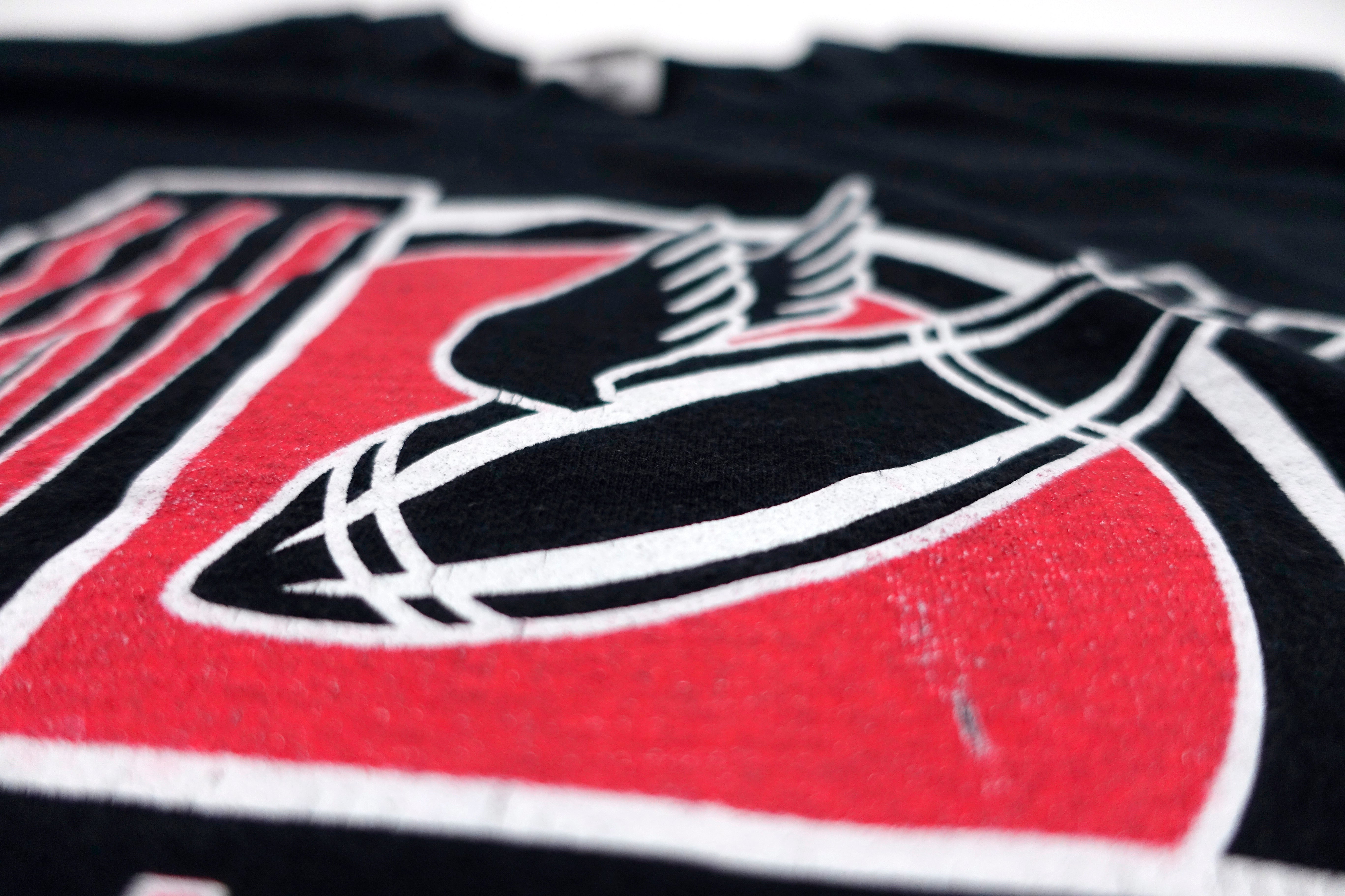 Wilco – Bomb With Wings Tour Shirt Size Medium