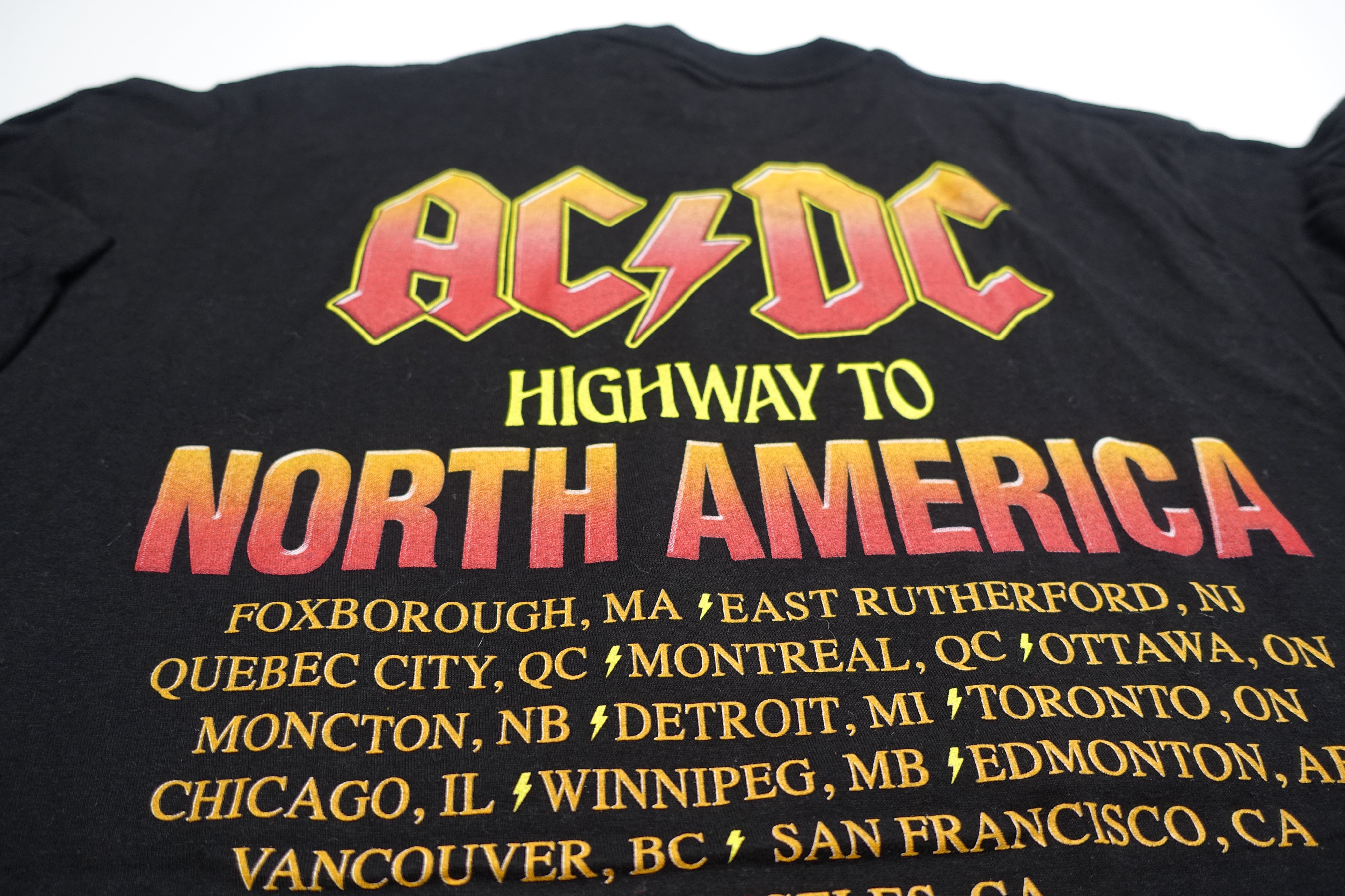 AC/DC – Highway To North America 2015 Tour Shirt Size Large