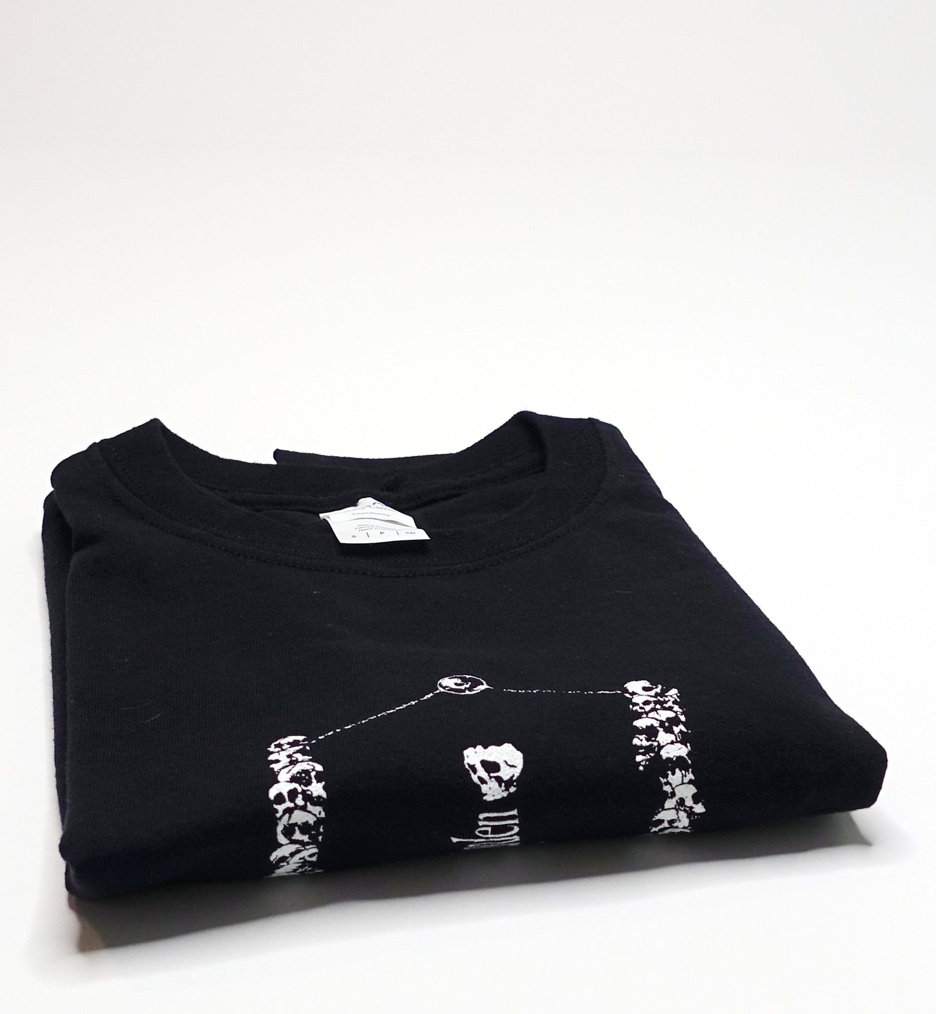 Garden - Skulls Tour Shirt Size Small