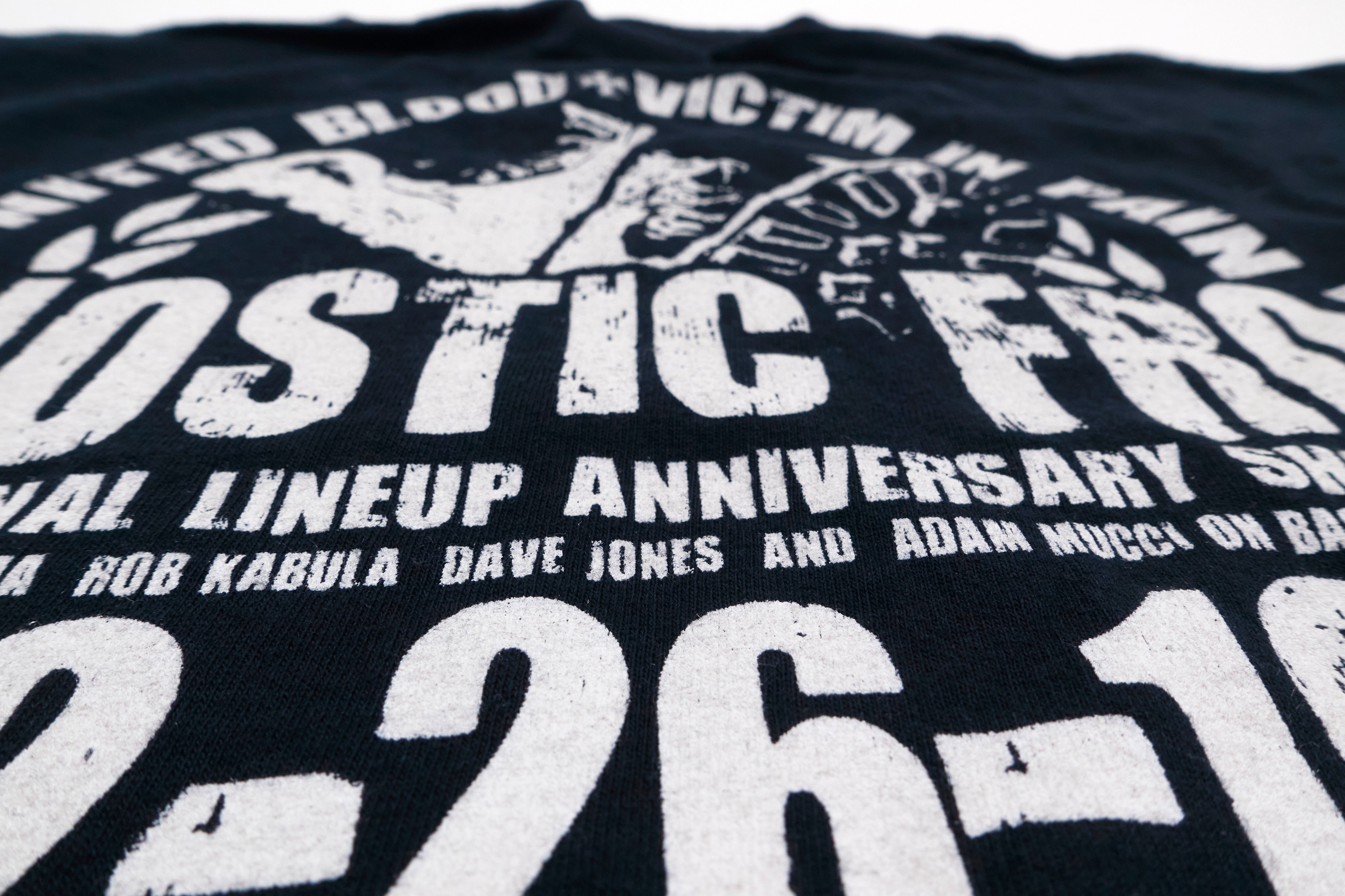 Agnostic Front - Victim In Pain 25th Anniversary 2010 Tour Shirt Size XL
