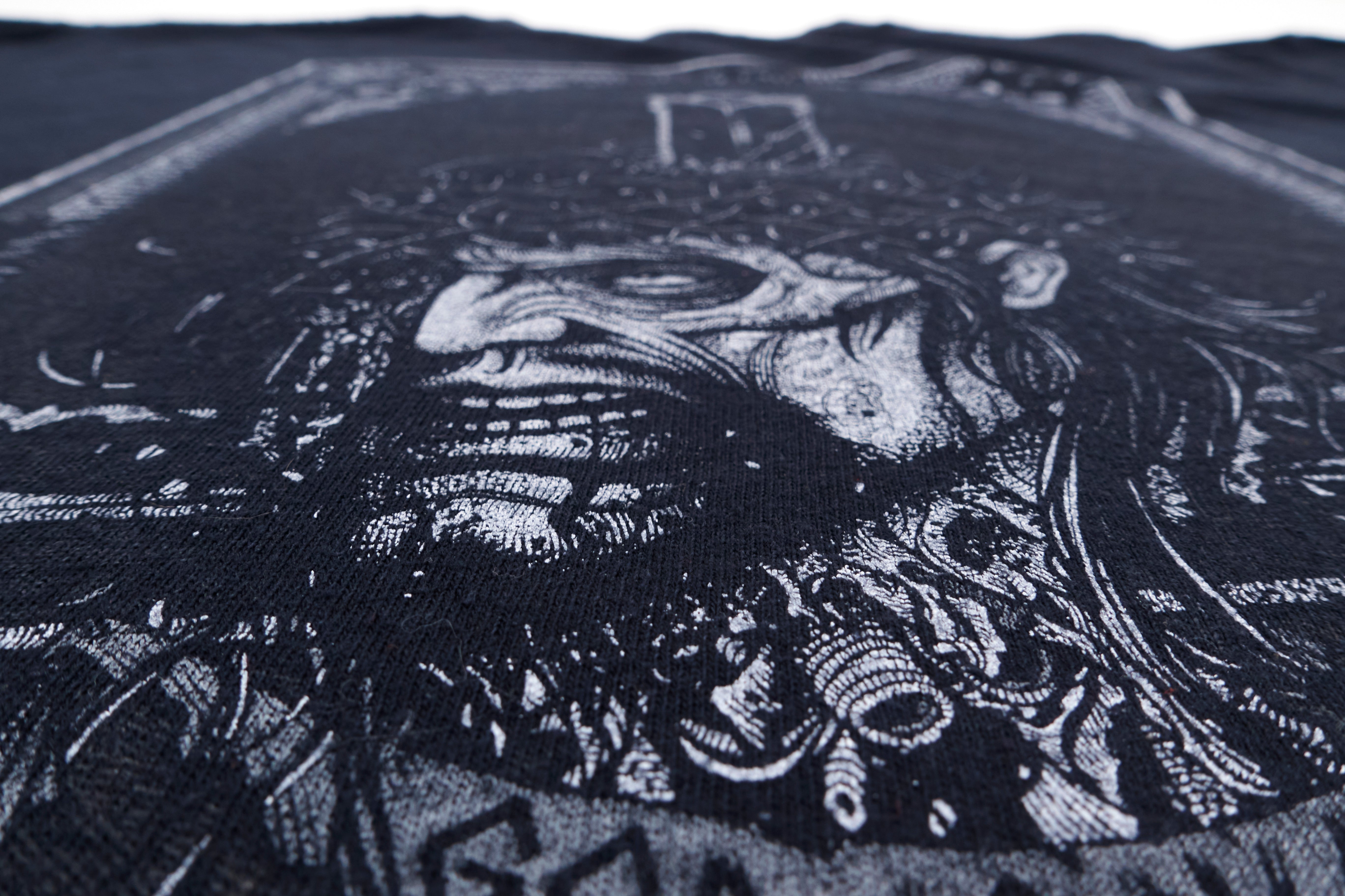 All Pigs Must Die – God Is War Tour Shirt Size XL