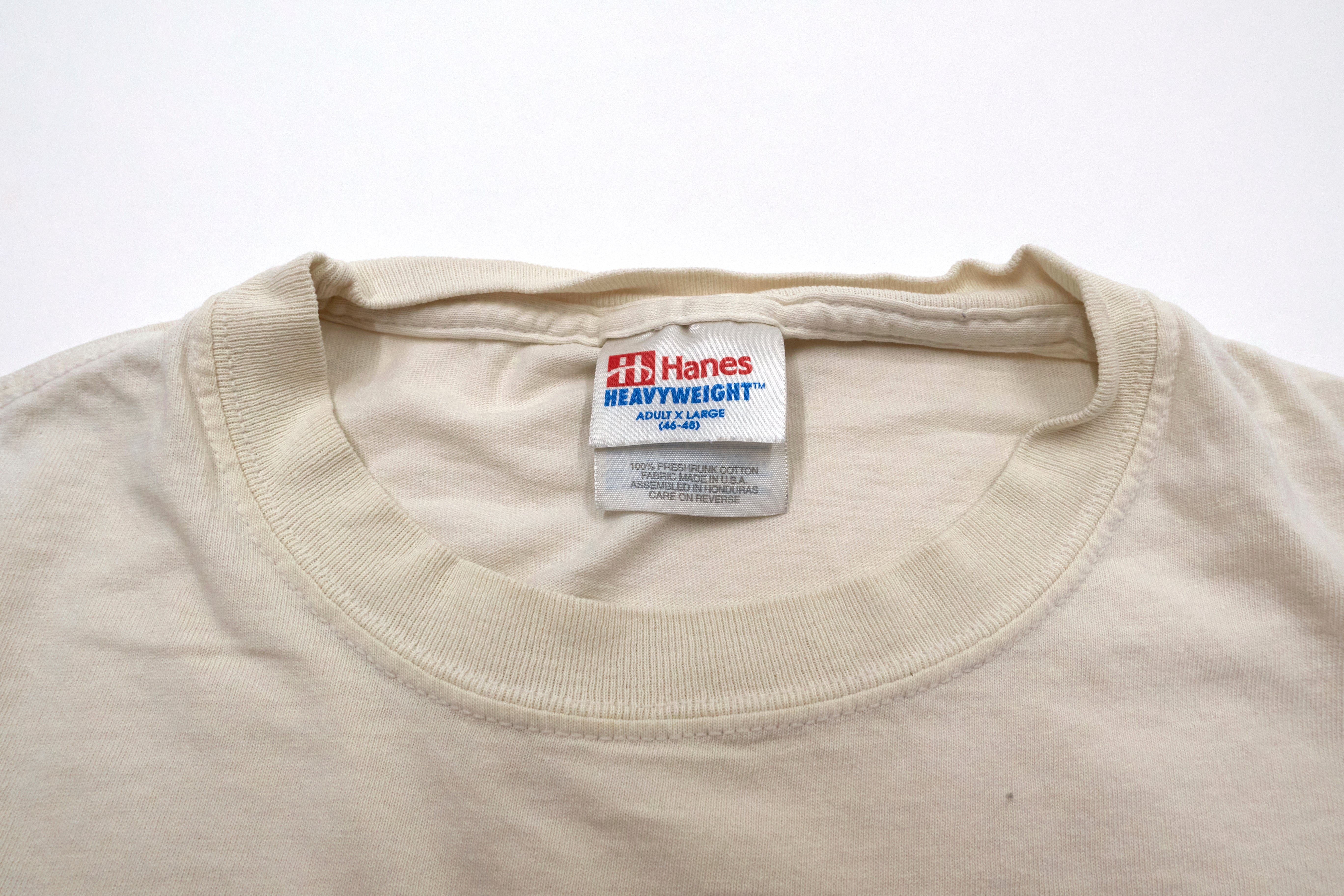 Betty ‎Blowtorch – Skull and Revolvers Crossbones Tour Shirt Size XL