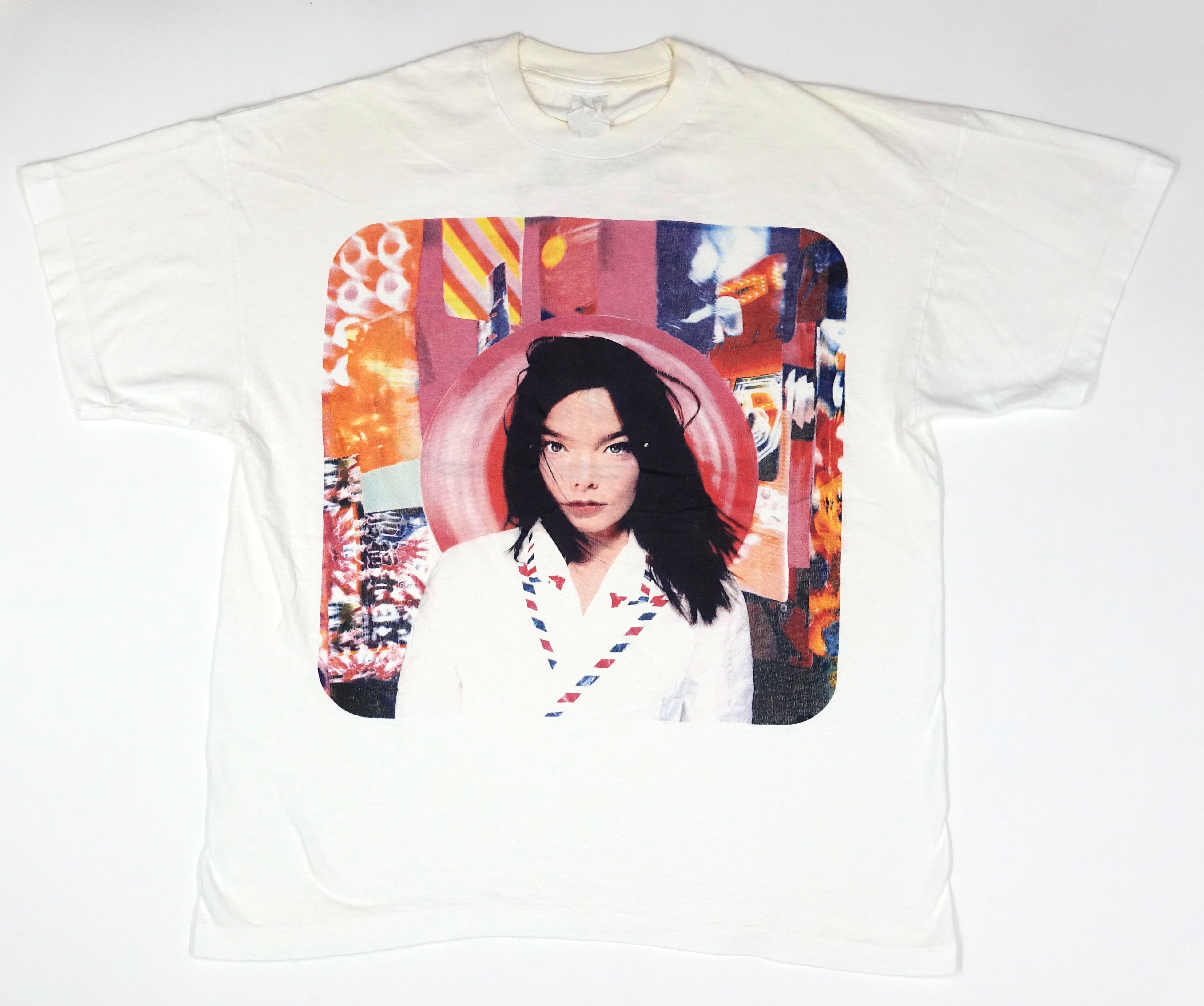 Björk - Post Album Cover 1995 World Tour Shirt Size XL