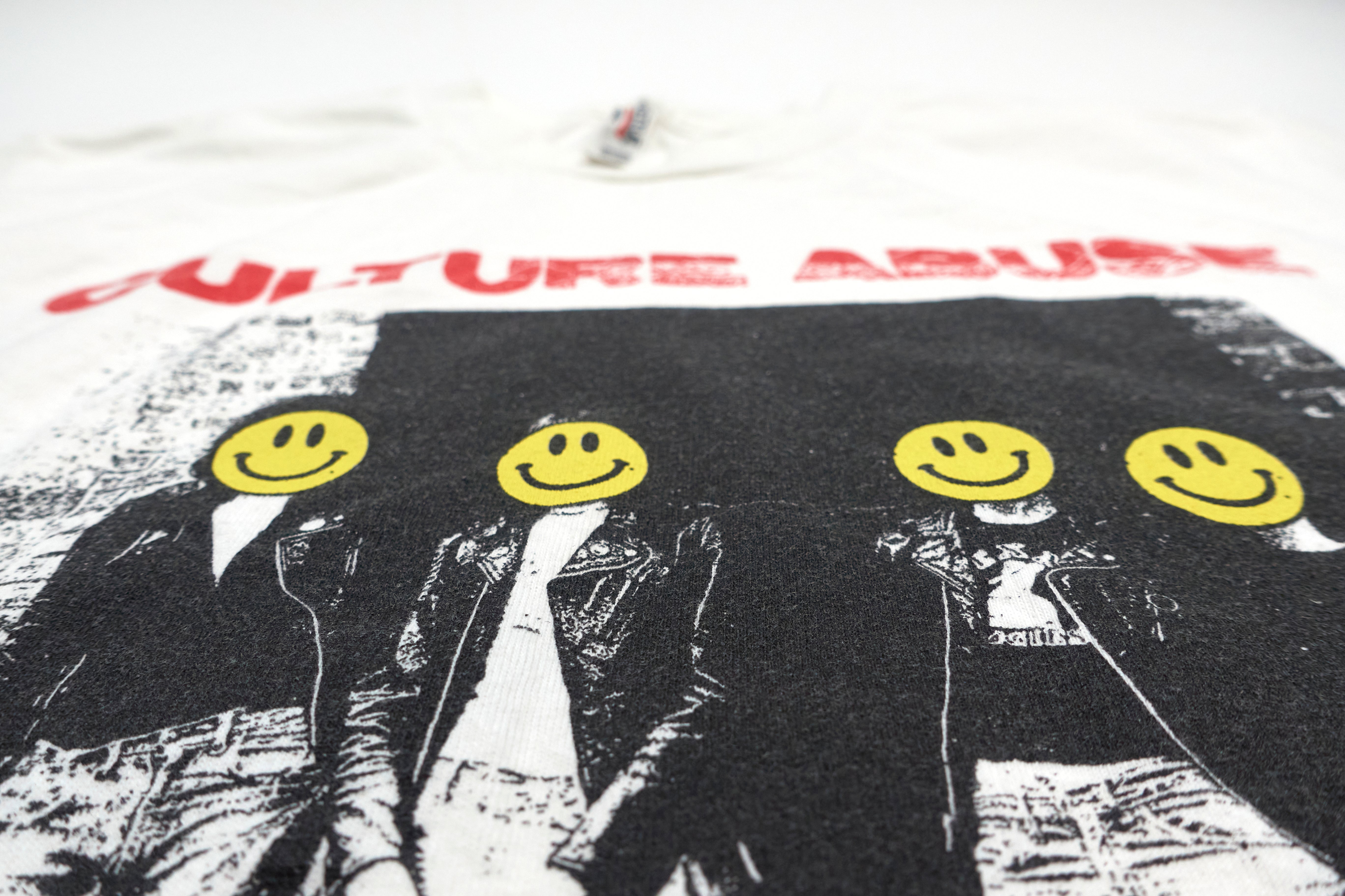 Culture Abuse - Ramones Smily Faces Tour Shirt Size Small