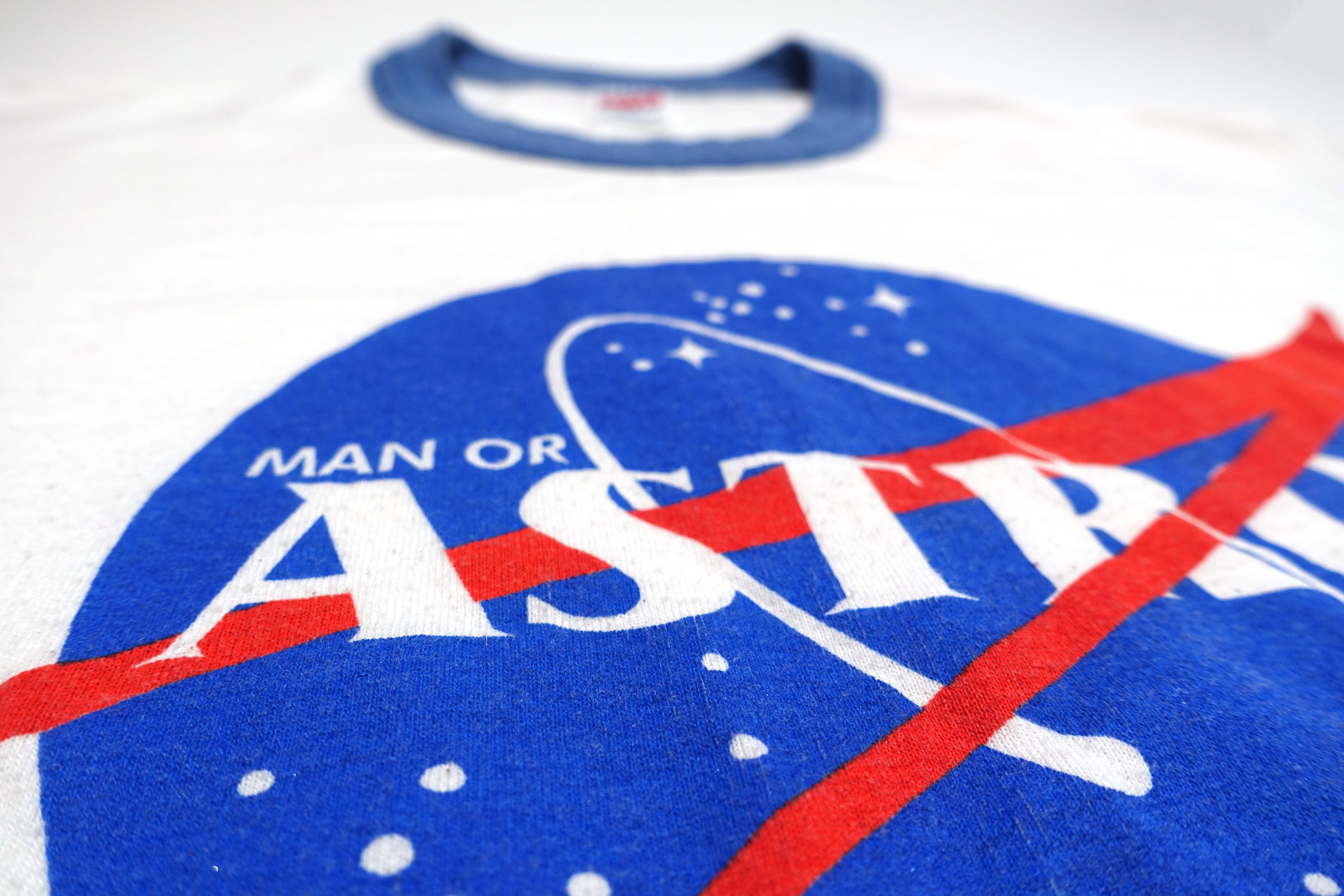 Man Or Astro-Man? ‎– Nasa 90's Tour Shirt Size Large