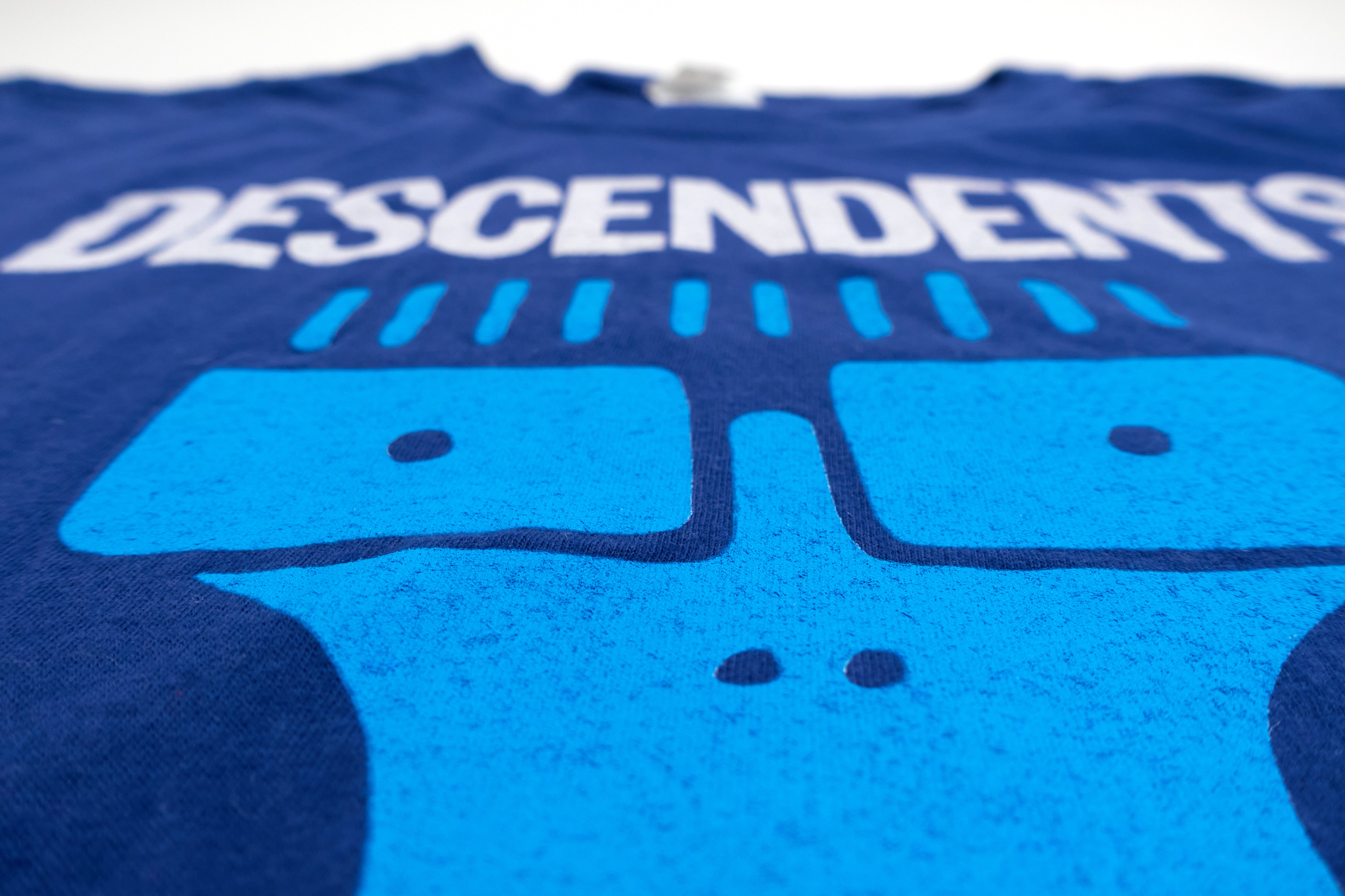 Descendents - Chicago 2017 Tour Shirt Size Large