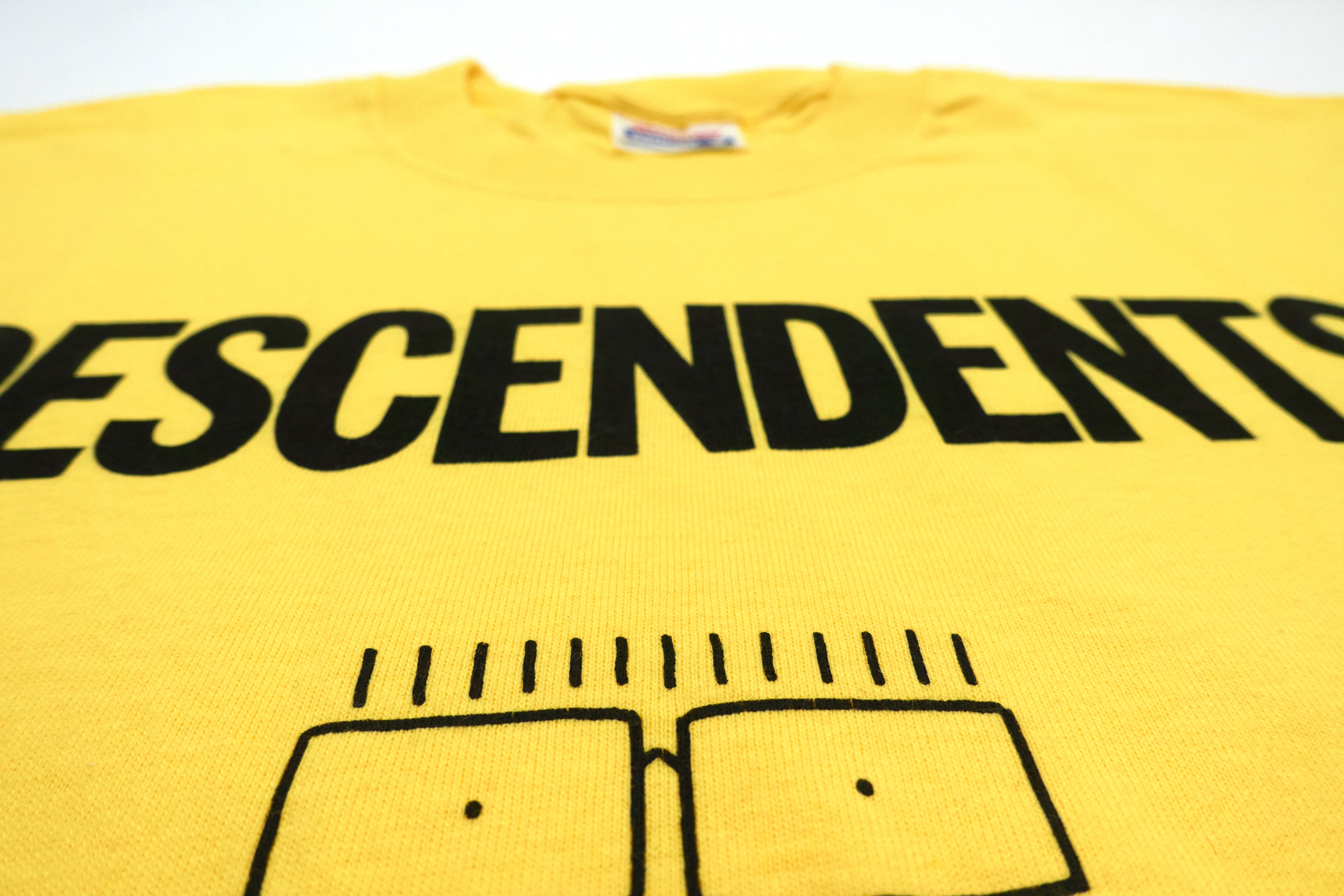 Descendents - I Don't Want To Grow Up Yellow Tour Shirt Size Large